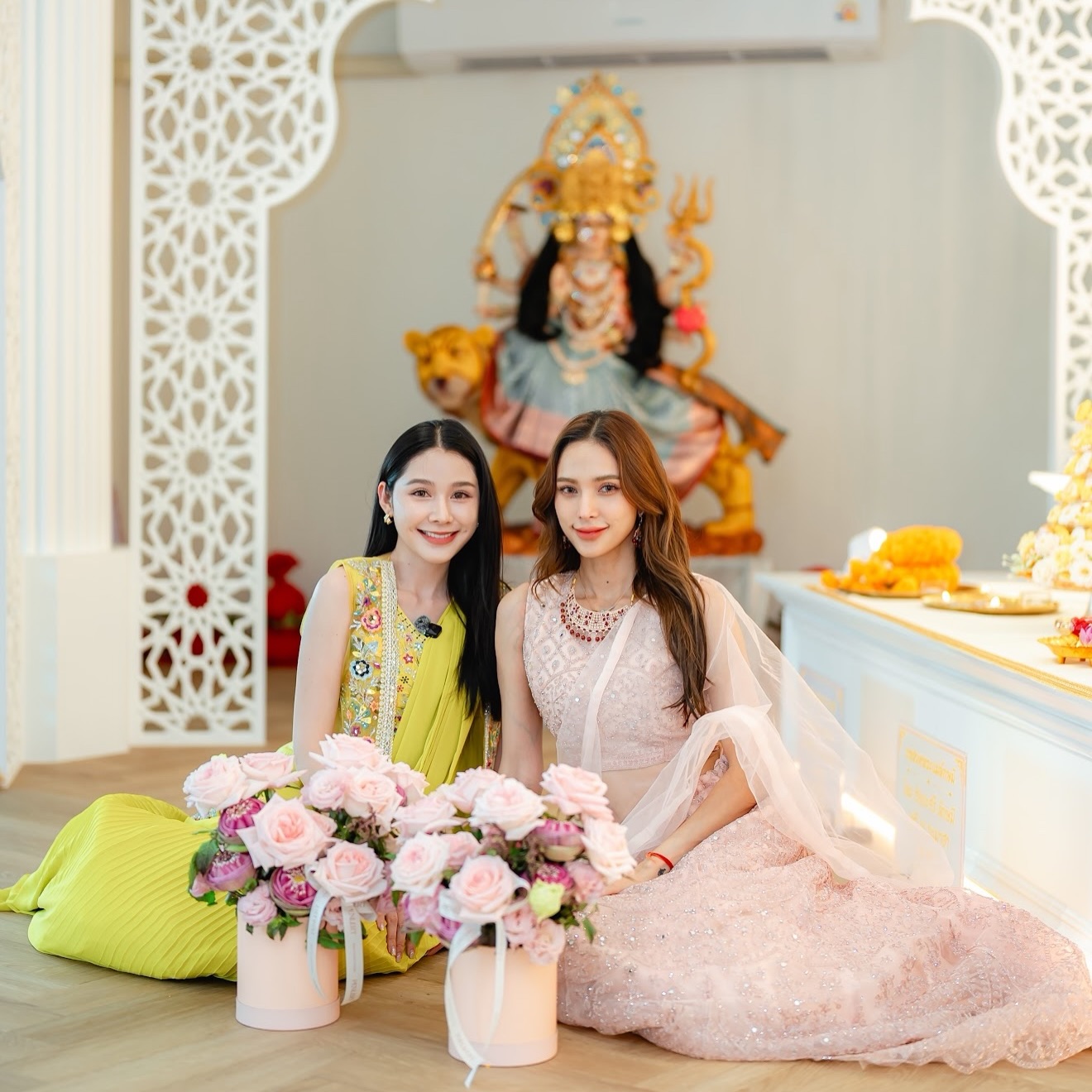 อุ้ม - ลักขณา วัธนวงส์ศิริ