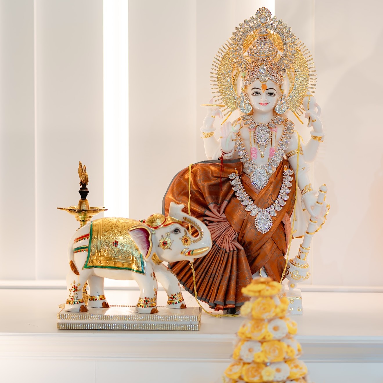 อุ้ม - ลักขณา วัธนวงส์ศิริ