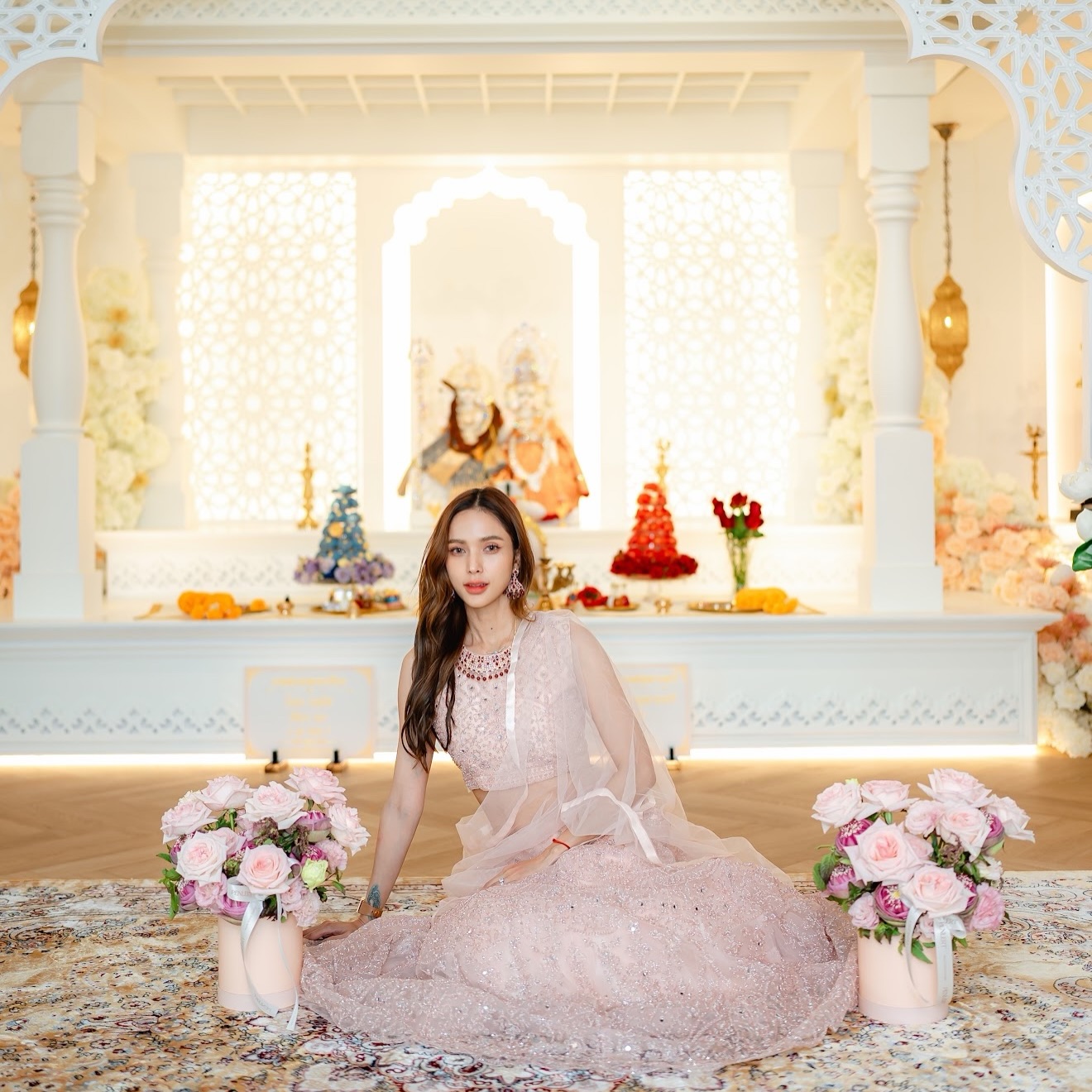 อุ้ม - ลักขณา วัธนวงส์ศิริ