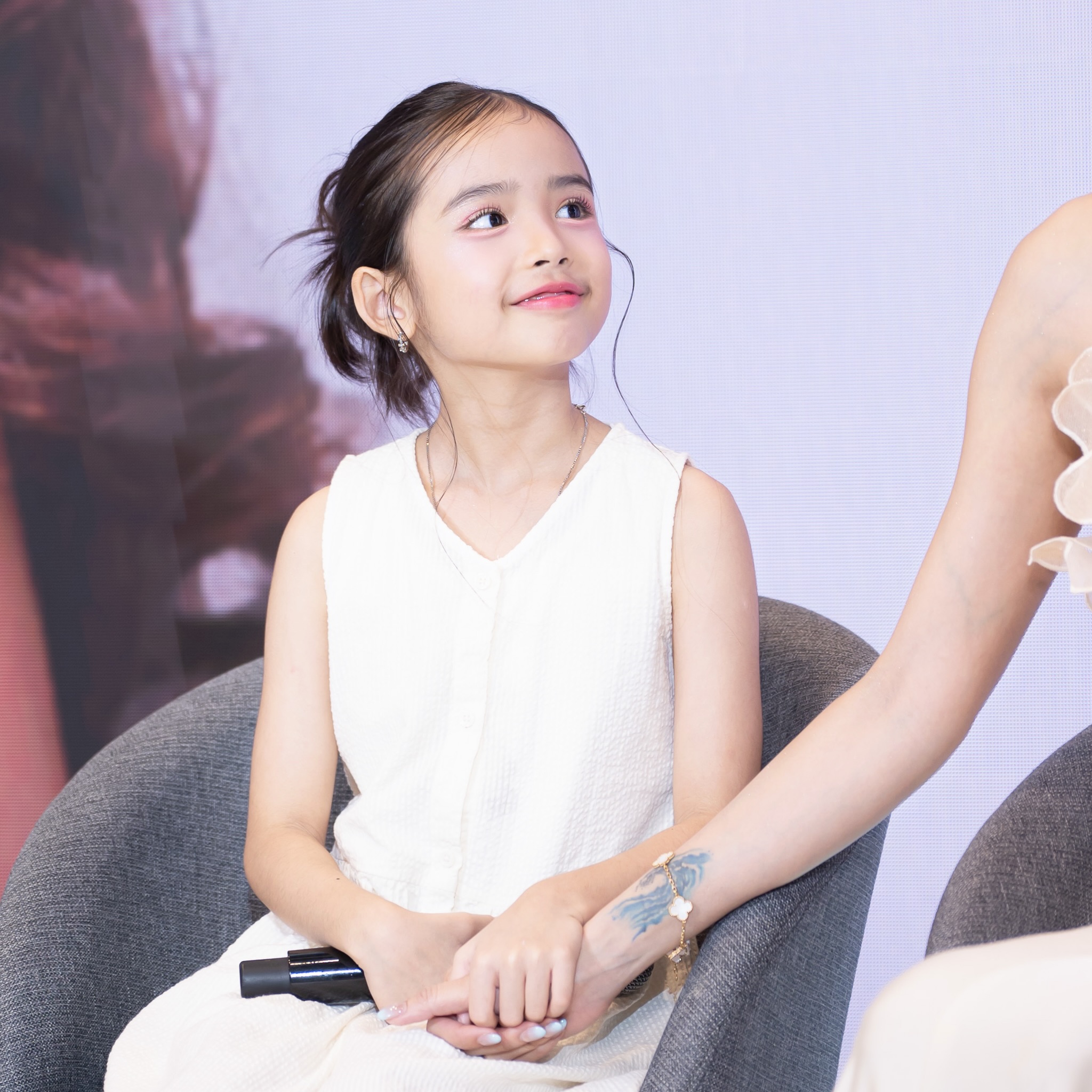 อุ้ม - ลักขณา วัธนวงส์ศิริ
