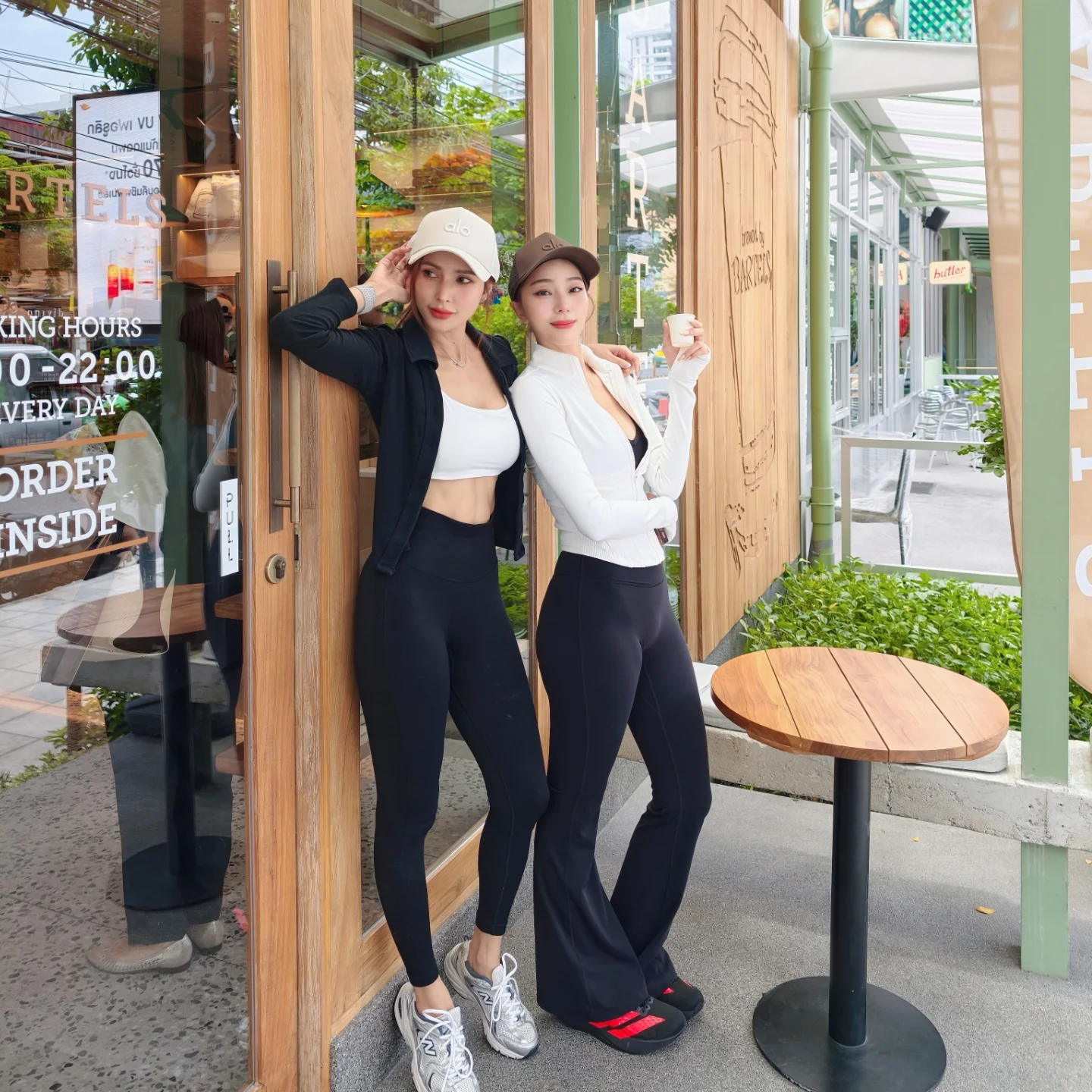 อุ้ม - ลักขณา วัธนวงส์ศิริ