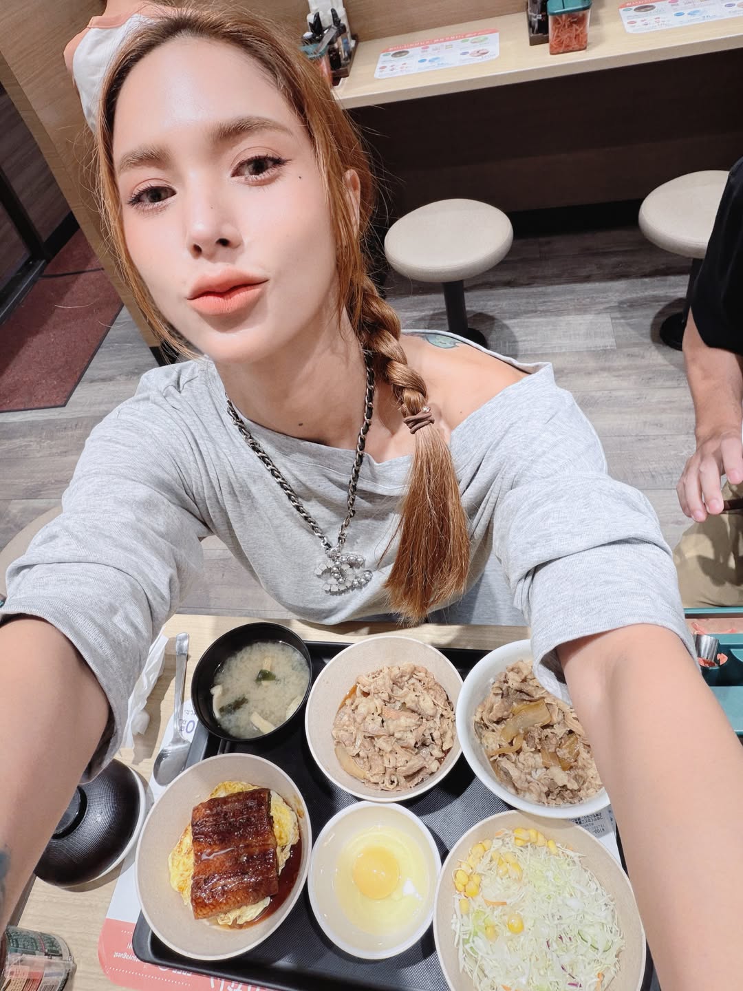 อุ้ม - ลักขณา วัธนวงส์ศิริ