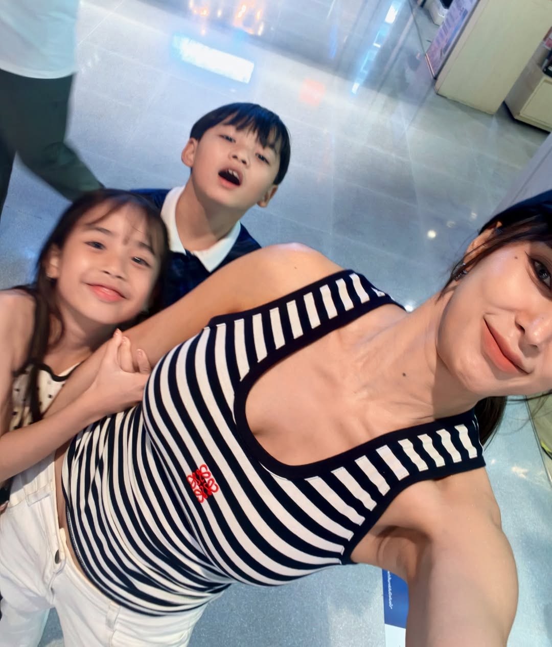 อุ้ม - ลักขณา วัธนวงส์ศิริ