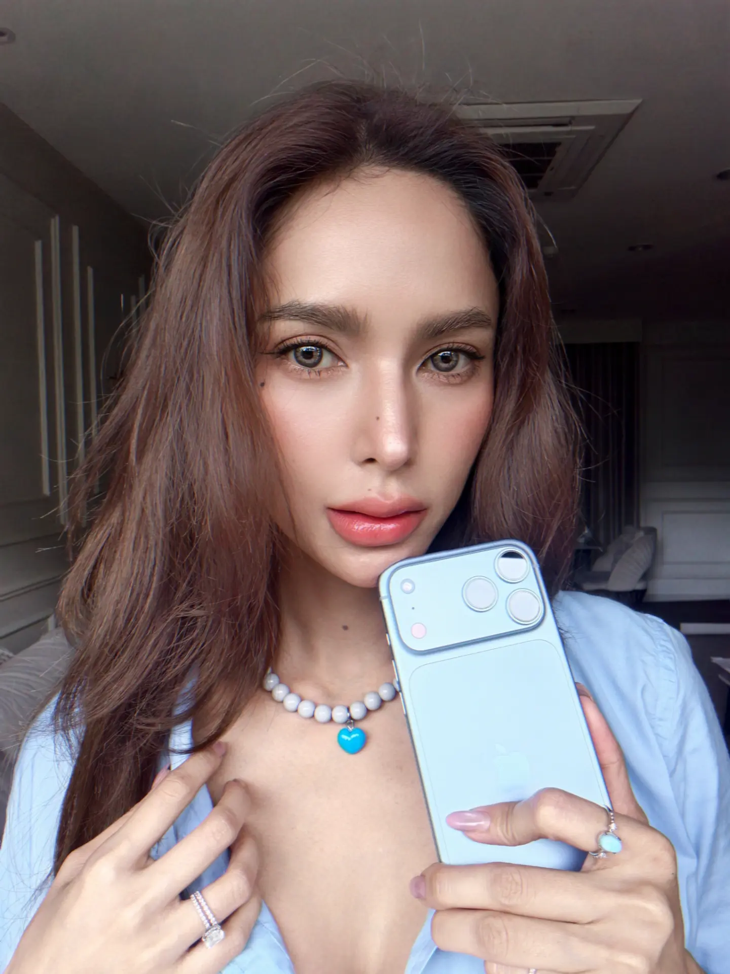 อุ้ม - ลักขณา วัธนวงส์ศิริ