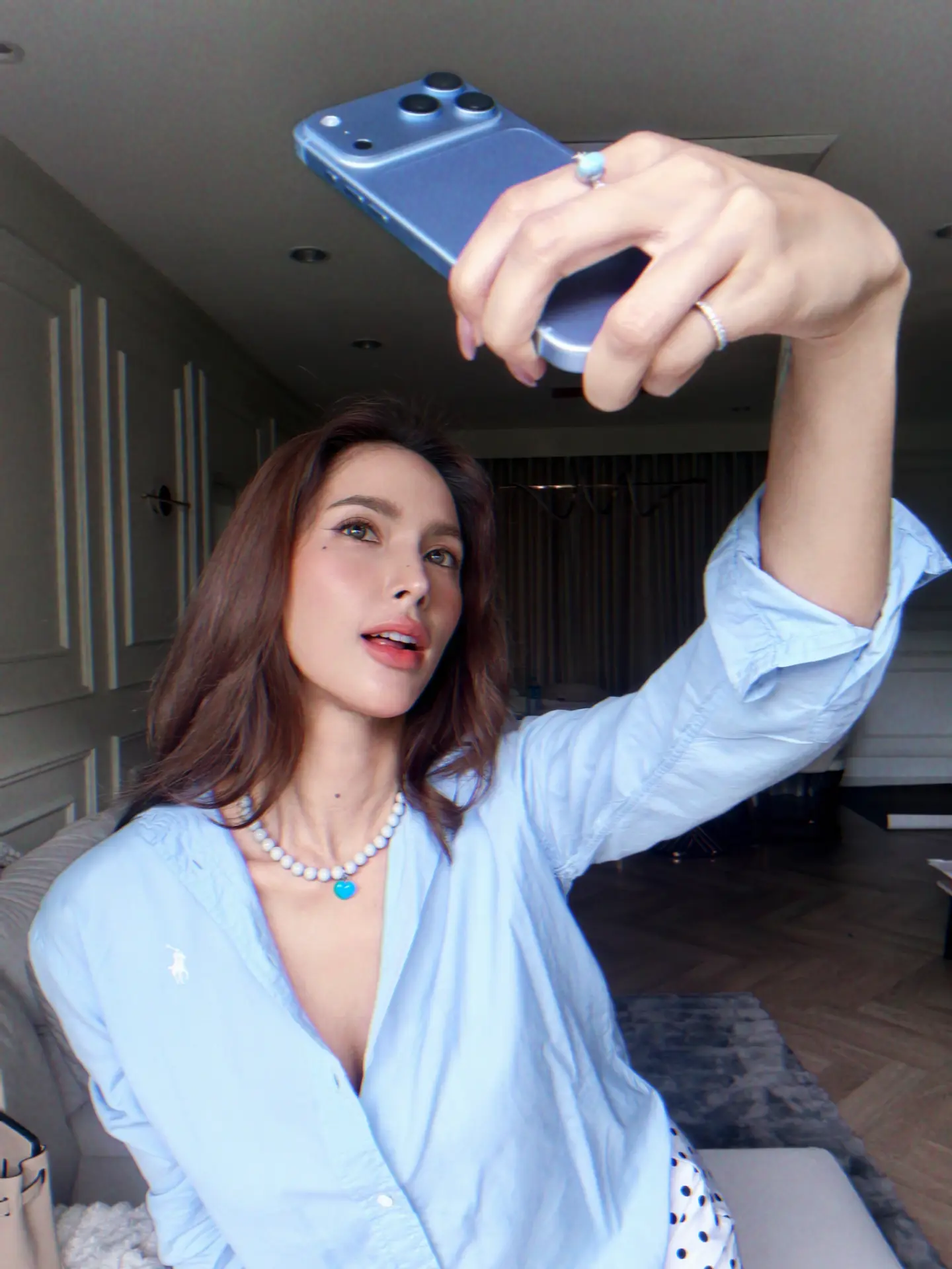 อุ้ม - ลักขณา วัธนวงส์ศิริ