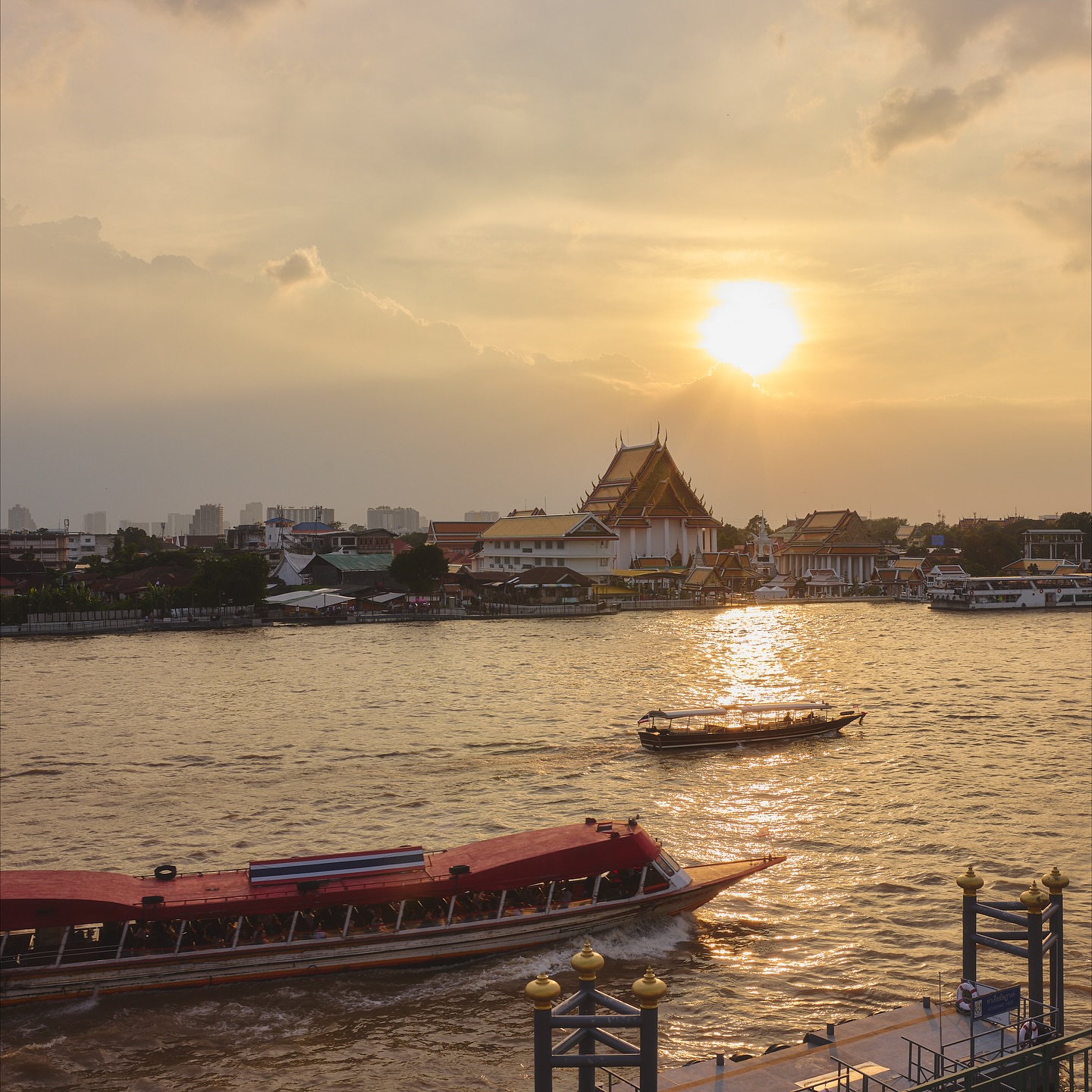 แอน - อลิชา หิรัญพฤกษ์