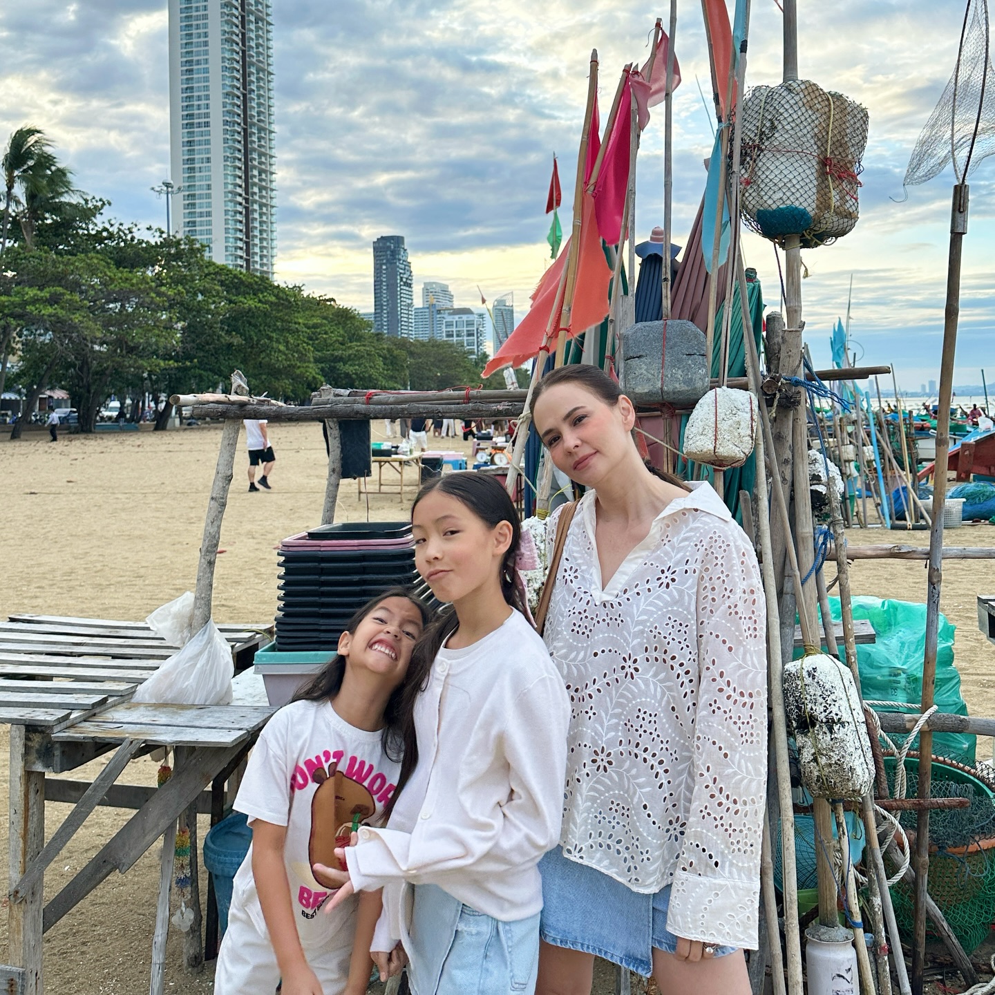 แอน - อลิชา หิรัญพฤกษ์