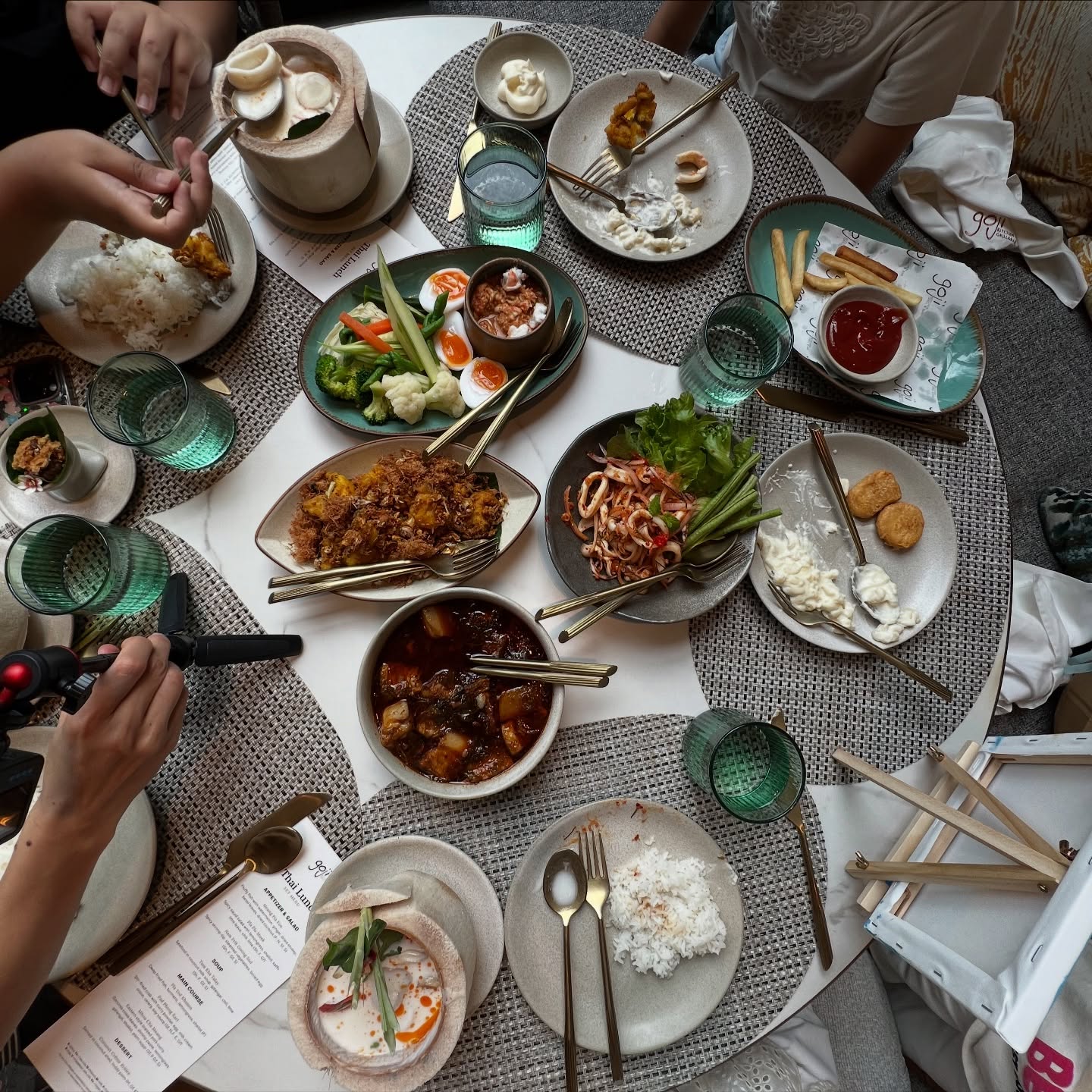 แอน - อลิชา หิรัญพฤกษ์