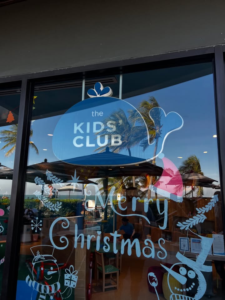 แอน - อลิชา หิรัญพฤกษ์