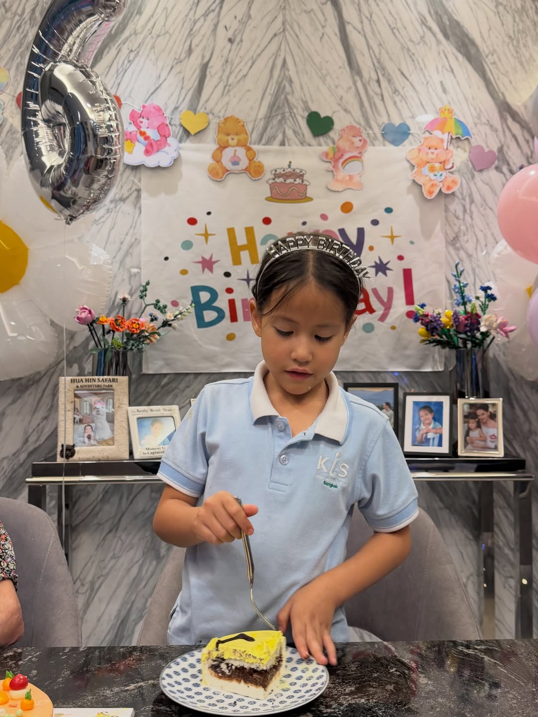 แอน - อลิชา หิรัญพฤกษ์