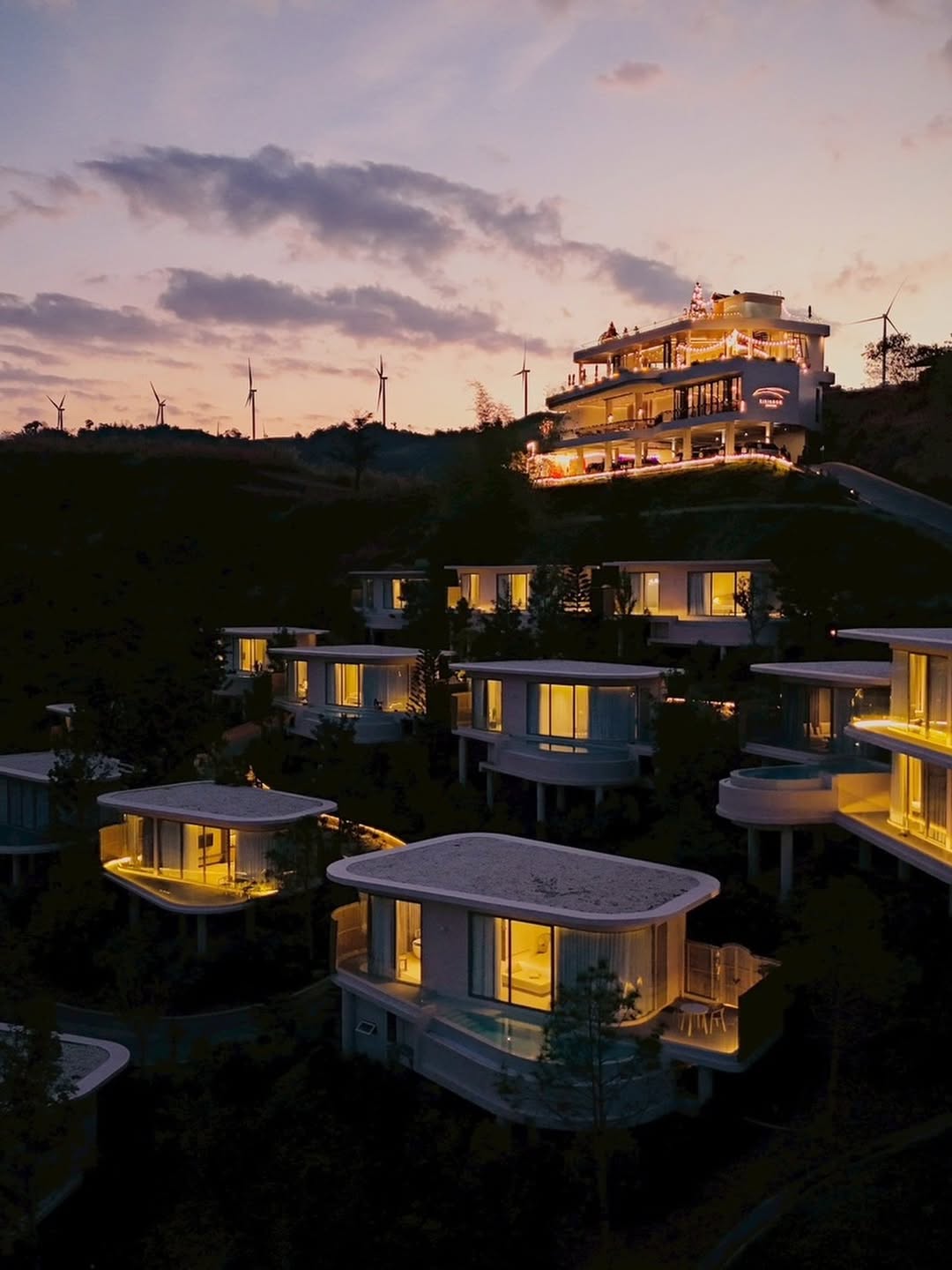 แอน - อลิชา หิรัญพฤกษ์