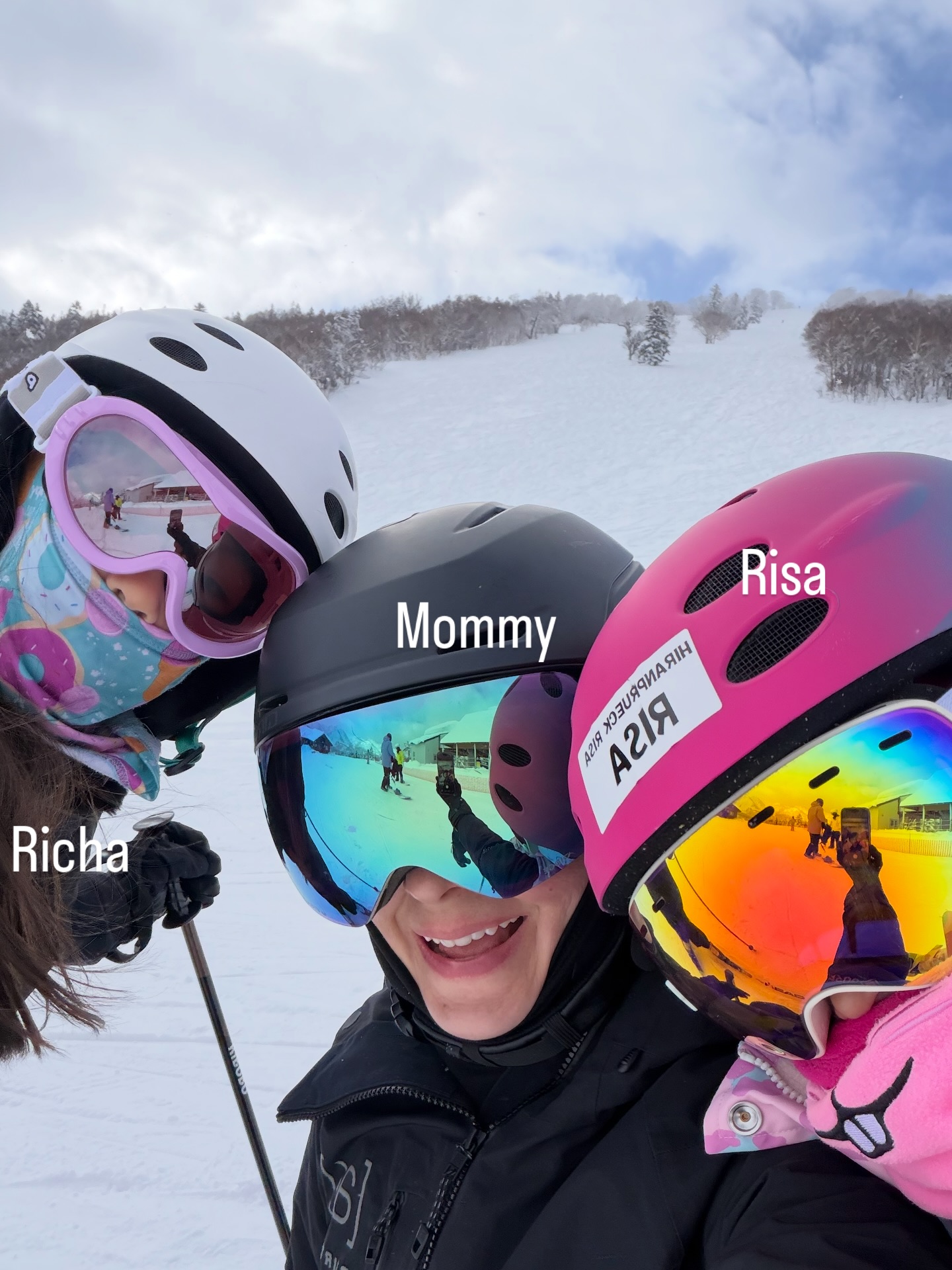 แอน - อลิชา หิรัญพฤกษ์