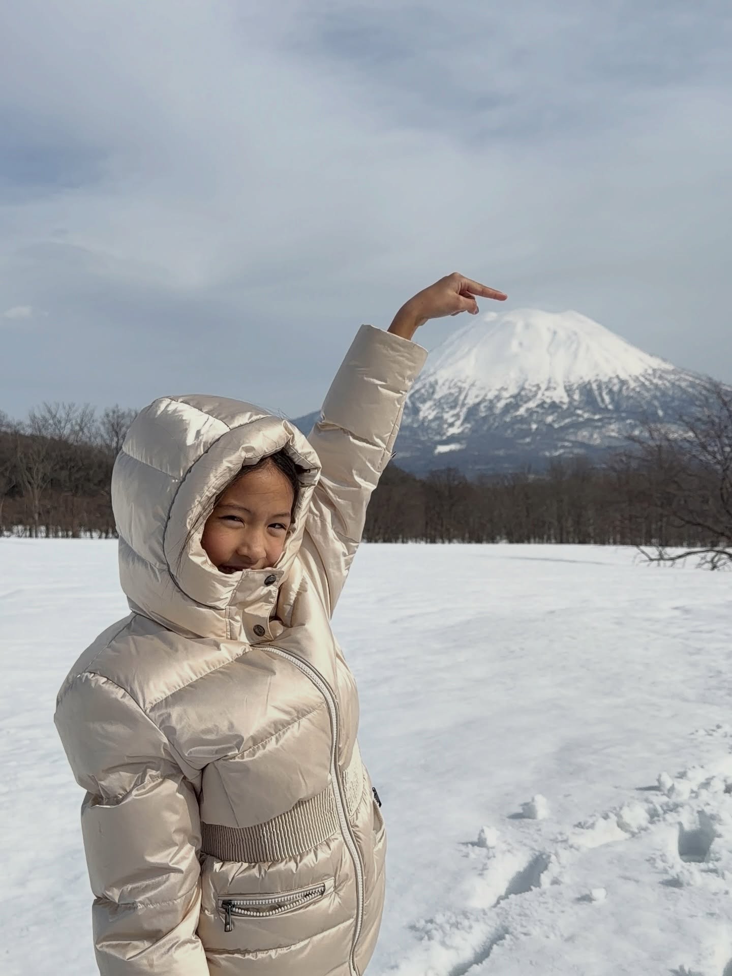 แอน - อลิชา หิรัญพฤกษ์