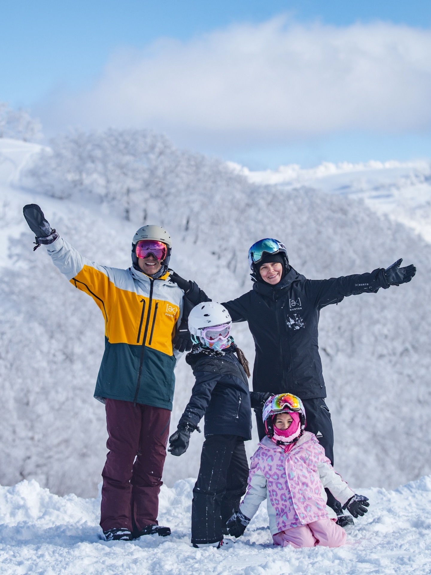 แอน - อลิชา หิรัญพฤกษ์