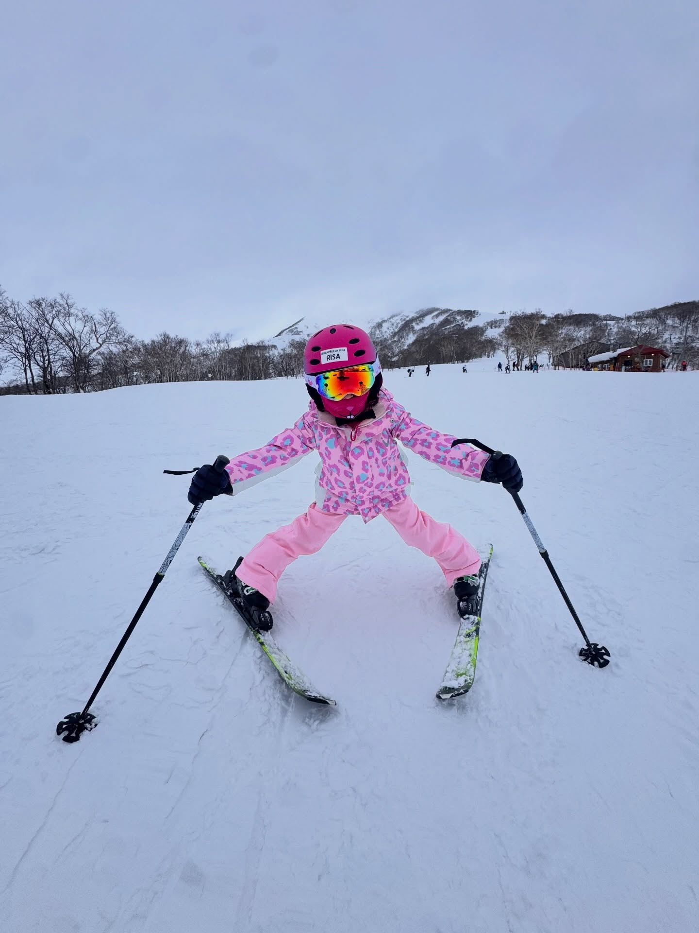 แอน - อลิชา หิรัญพฤกษ์