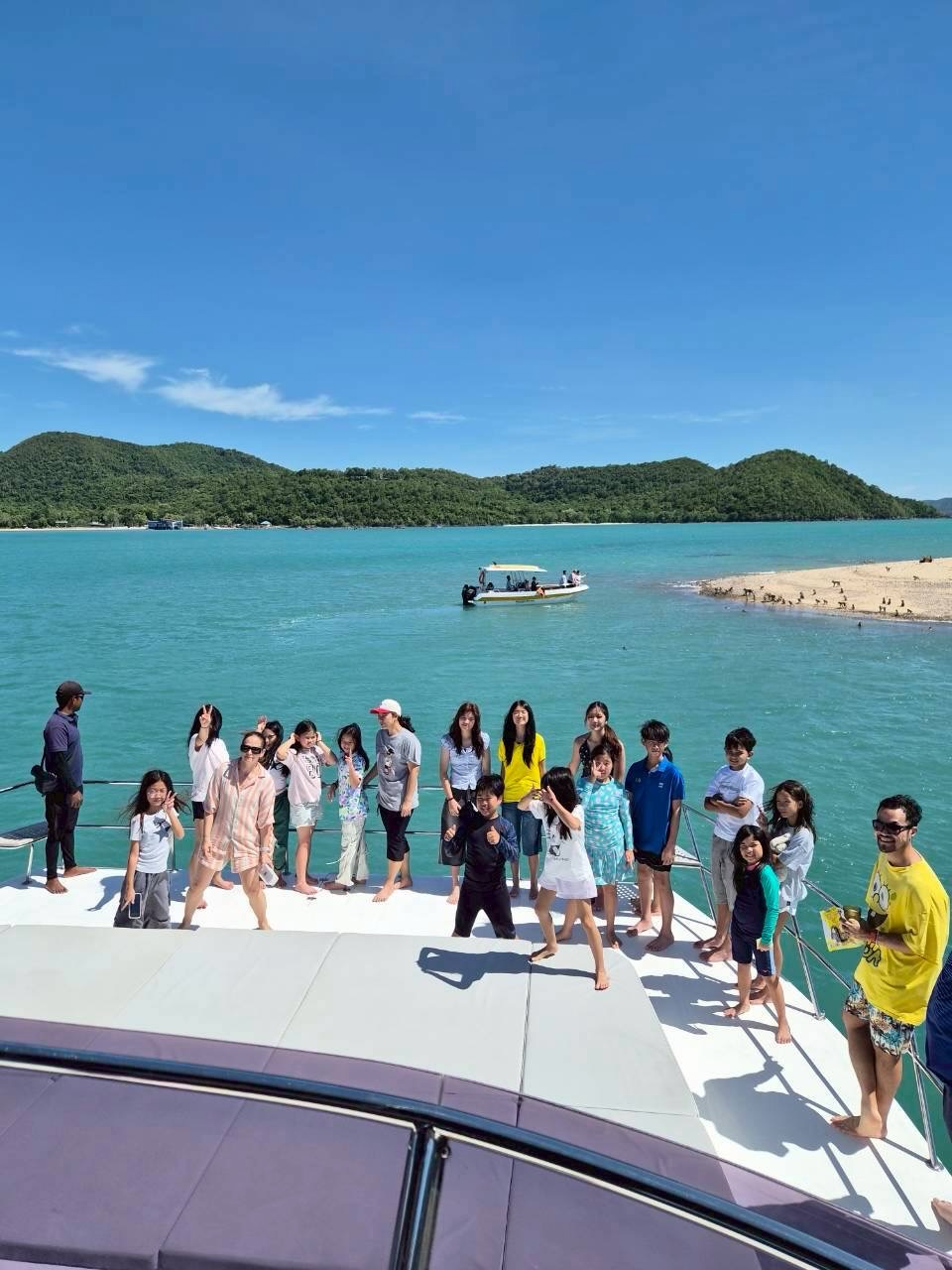 แอน - อลิชา หิรัญพฤกษ์