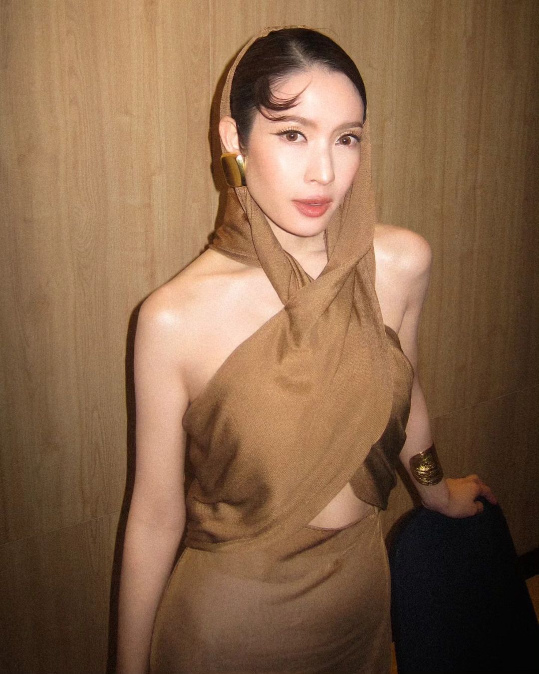 แอฟ - ทักษอร ภักดิ์สุขเจริญ