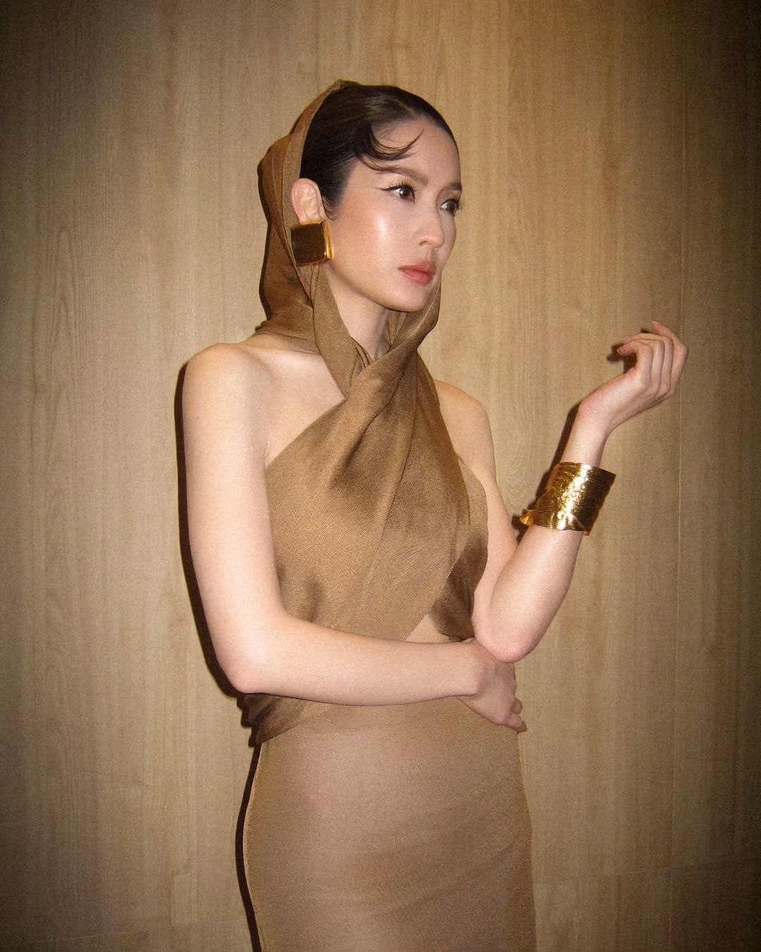 แอฟ - ทักษอร ภักดิ์สุขเจริญ