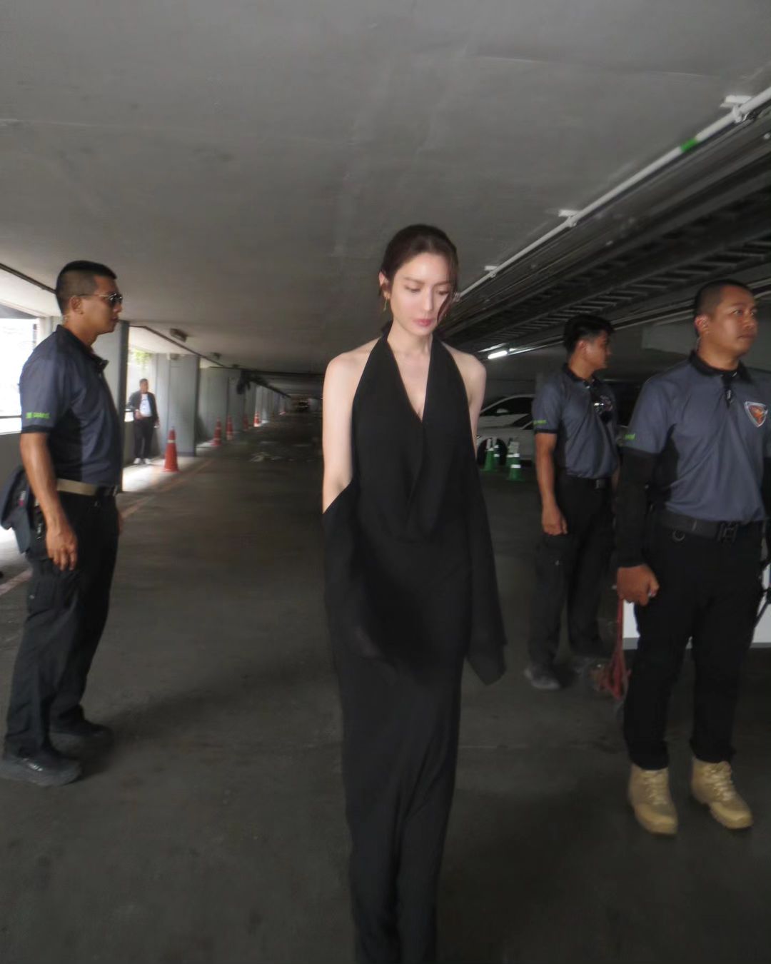 แอฟ - ทักษอร ภักดิ์สุขเจริญ