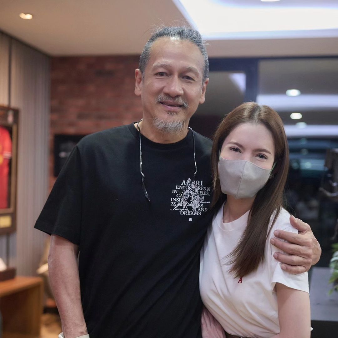 แอฟ - ทักษอร ภักดิ์สุขเจริญ