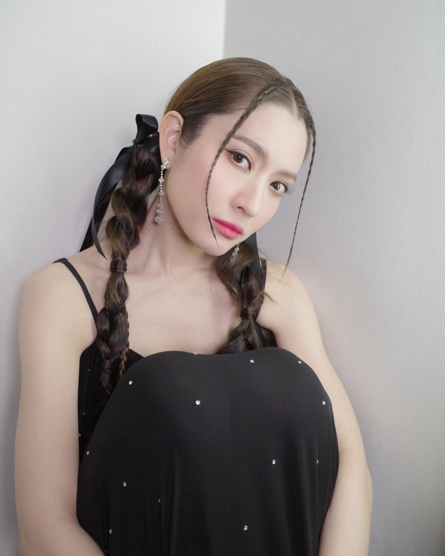 แอฟ - ทักษอร ภักดิ์สุขเจริญ