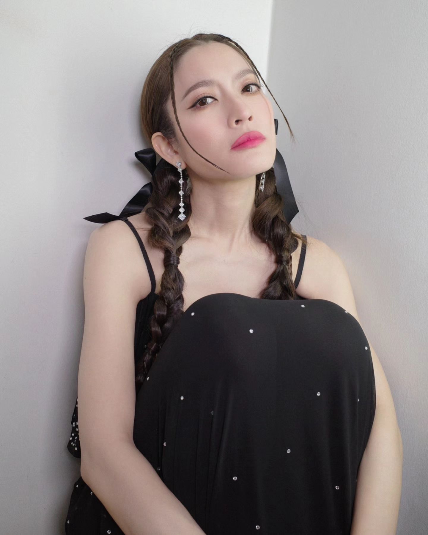 แอฟ - ทักษอร ภักดิ์สุขเจริญ