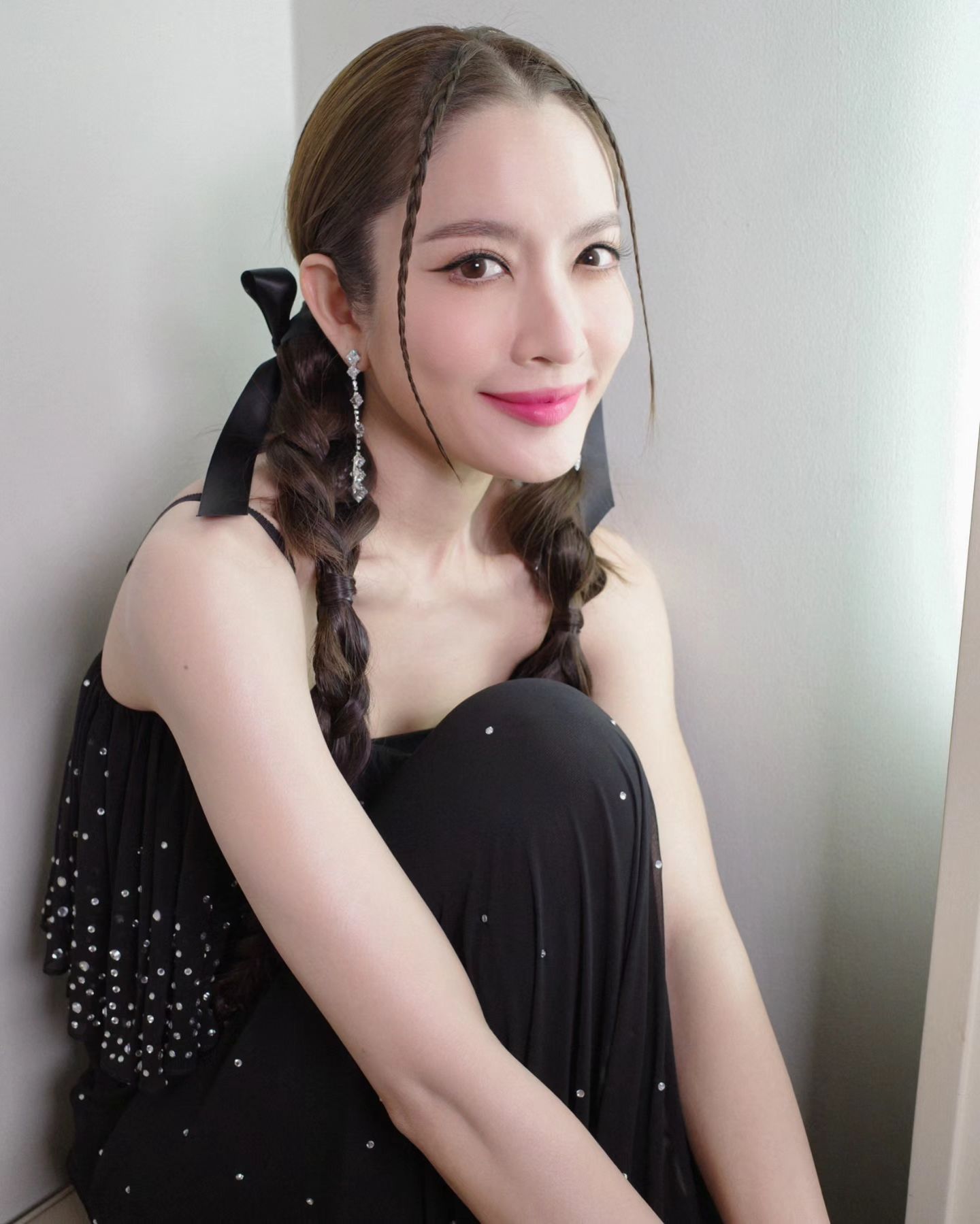 แอฟ - ทักษอร ภักดิ์สุขเจริญ