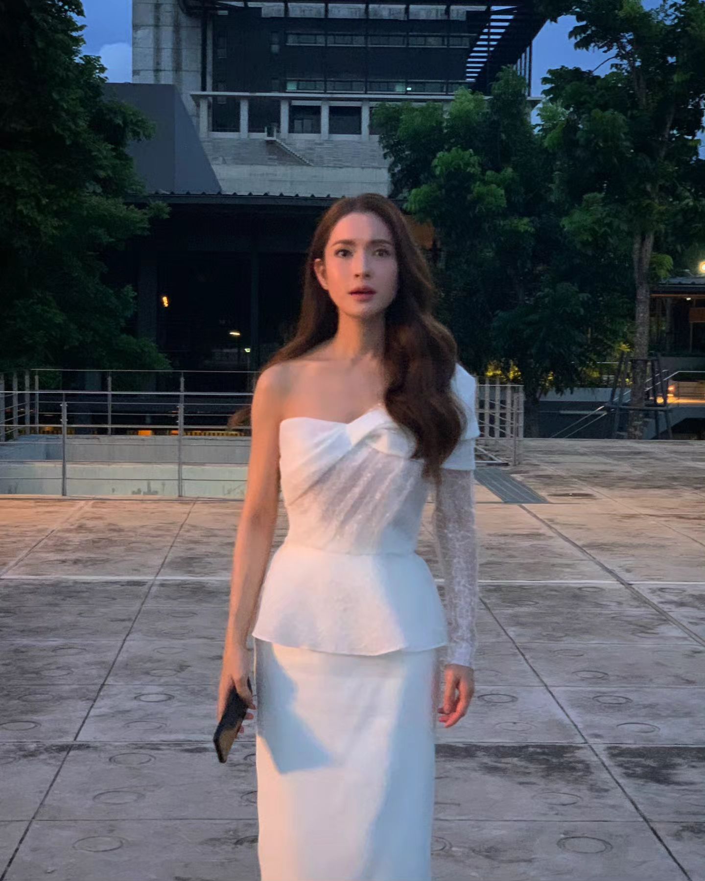 แอฟ - ทักษอร ภักดิ์สุขเจริญ