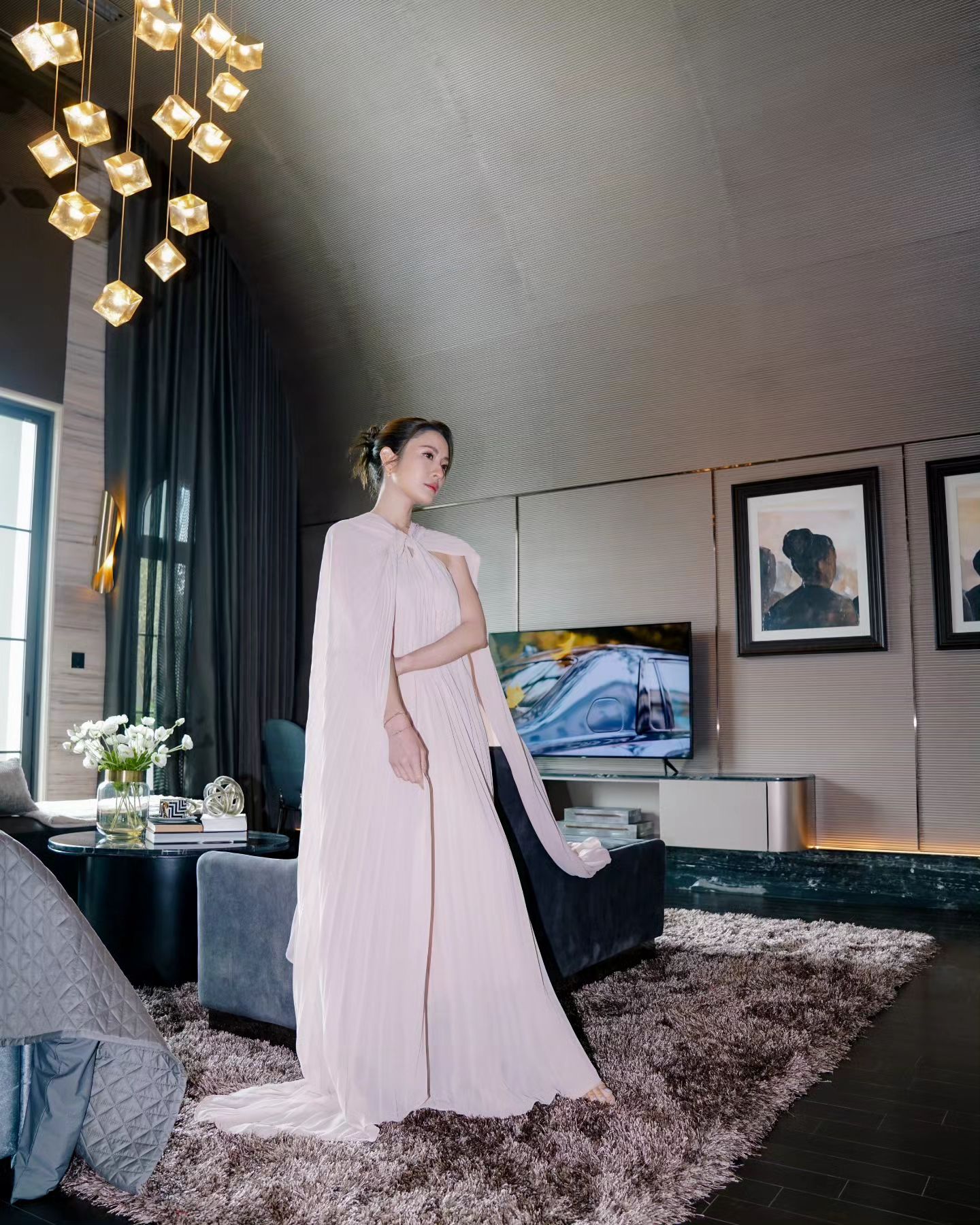 แอฟ - ทักษอร ภักดิ์สุขเจริญ