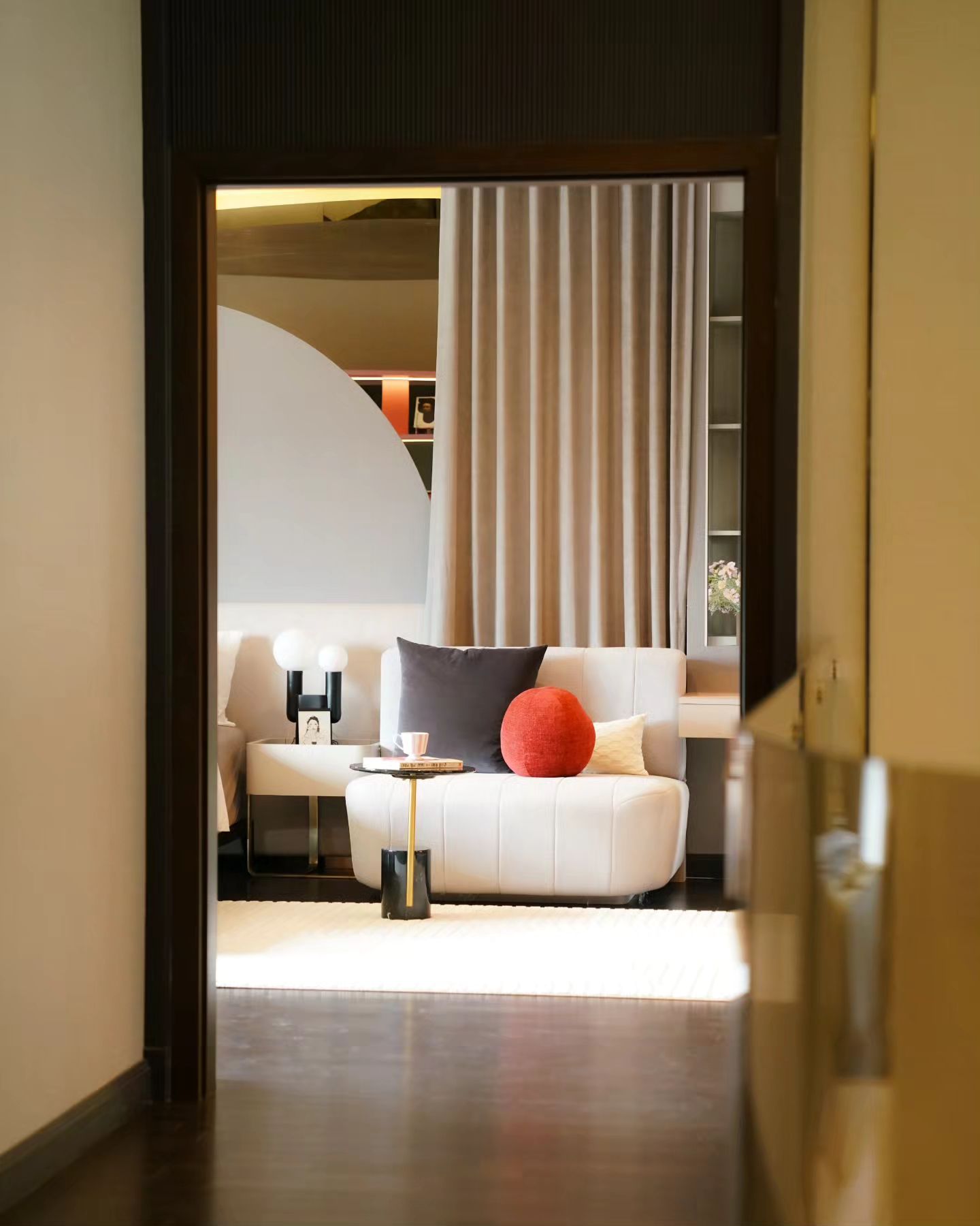 แอฟ - ทักษอร ภักดิ์สุขเจริญ