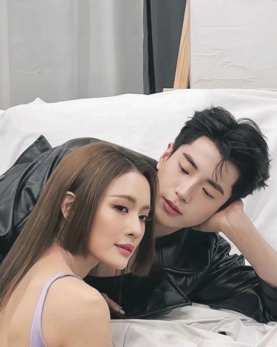 แอฟ - ทักษอร ภักดิ์สุขเจริญ