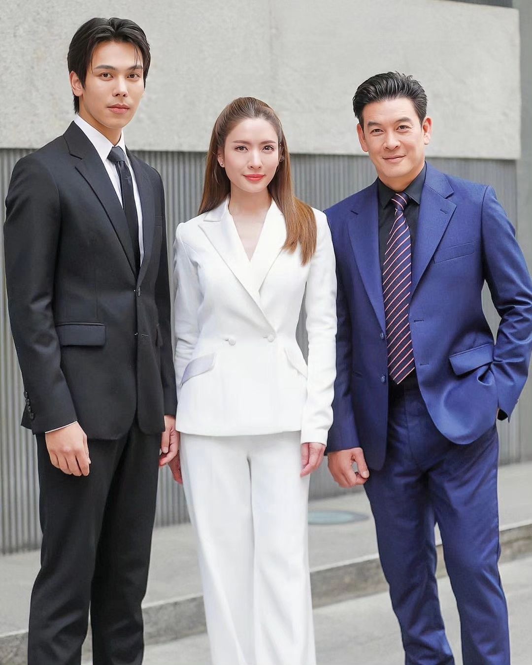 แอฟ - ทักษอร ภักดิ์สุขเจริญ