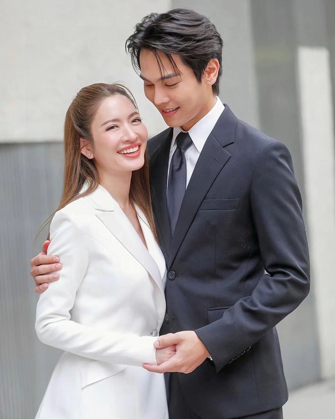 แอฟ - ทักษอร ภักดิ์สุขเจริญ