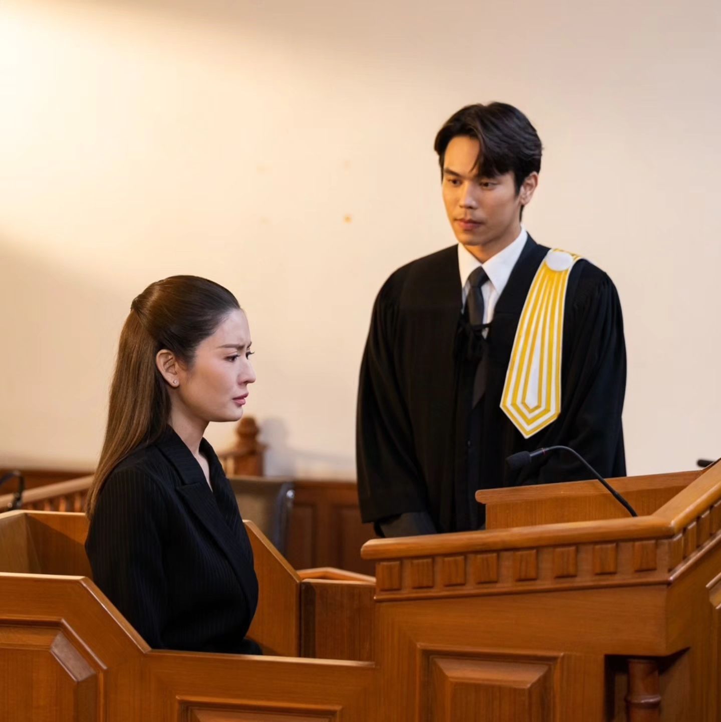 แอฟ - ทักษอร ภักดิ์สุขเจริญ