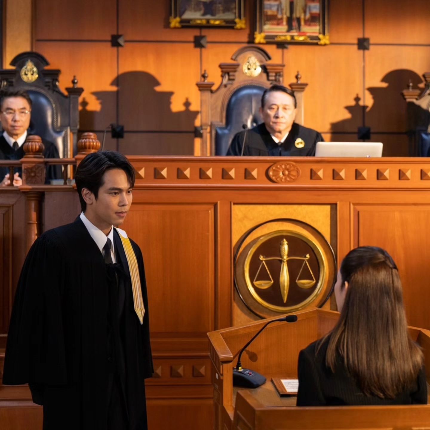 แอฟ - ทักษอร ภักดิ์สุขเจริญ