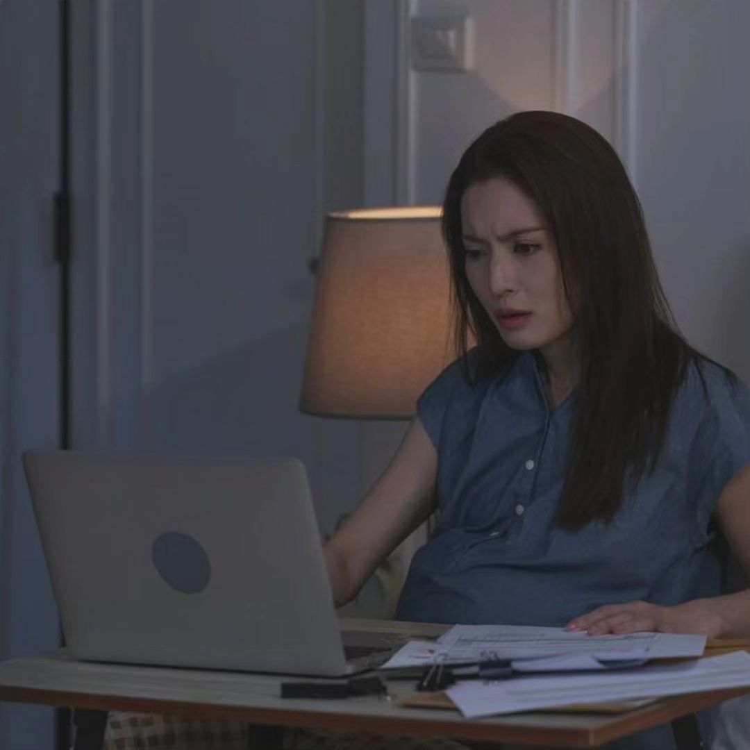 แอฟ - ทักษอร ภักดิ์สุขเจริญ