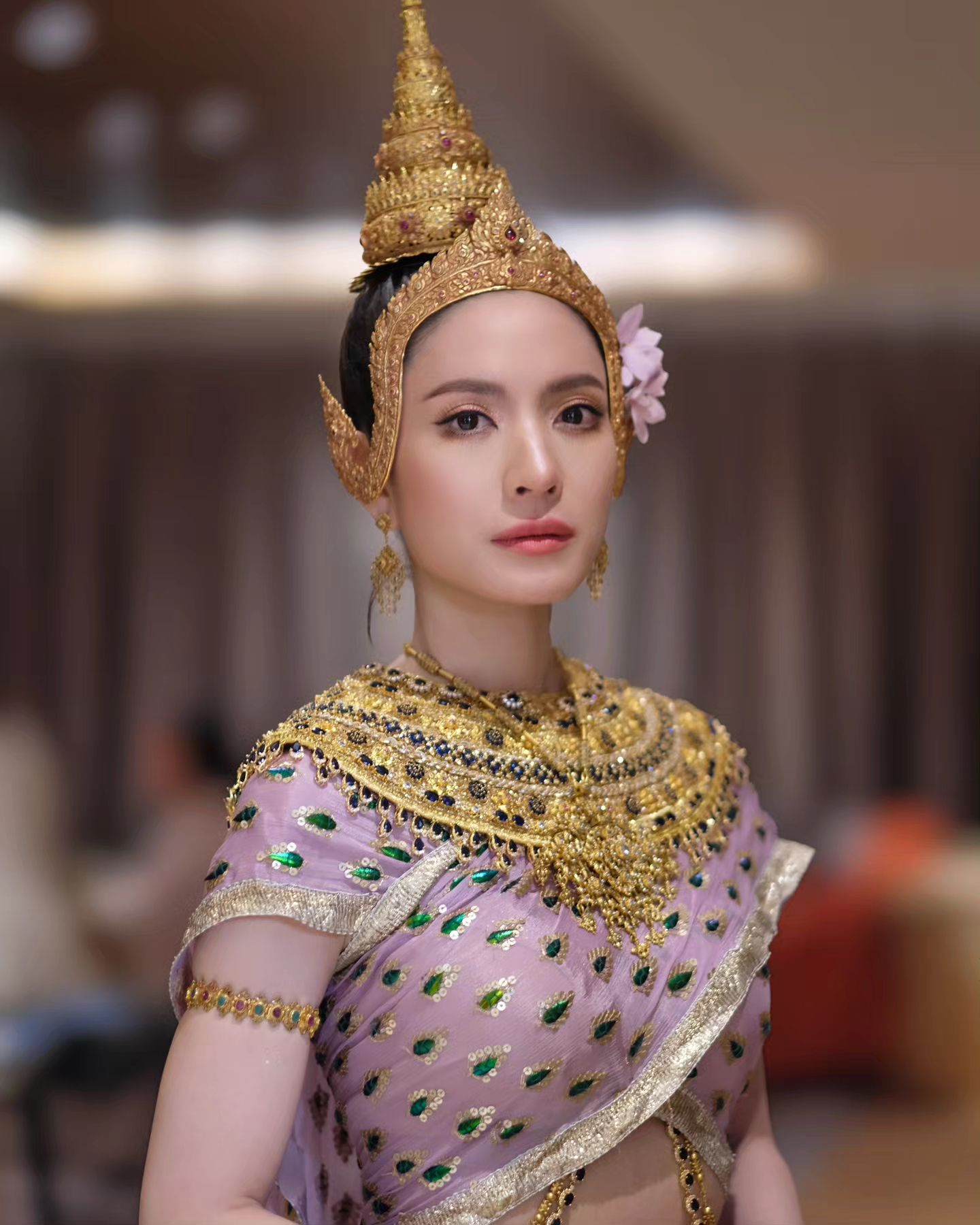 แอฟ - ทักษอร ภักดิ์สุขเจริญ