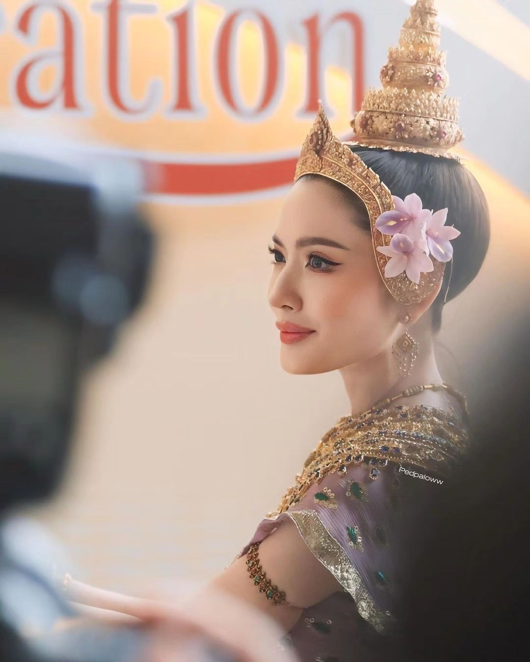 แอฟ - ทักษอร ภักดิ์สุขเจริญ