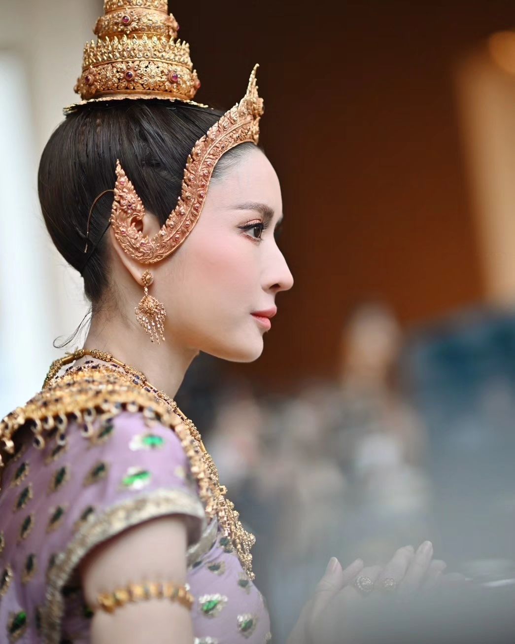 แอฟ - ทักษอร ภักดิ์สุขเจริญ