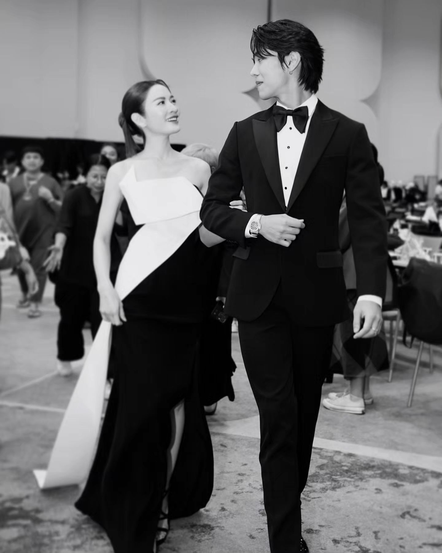 แอฟ - ทักษอร ภักดิ์สุขเจริญ