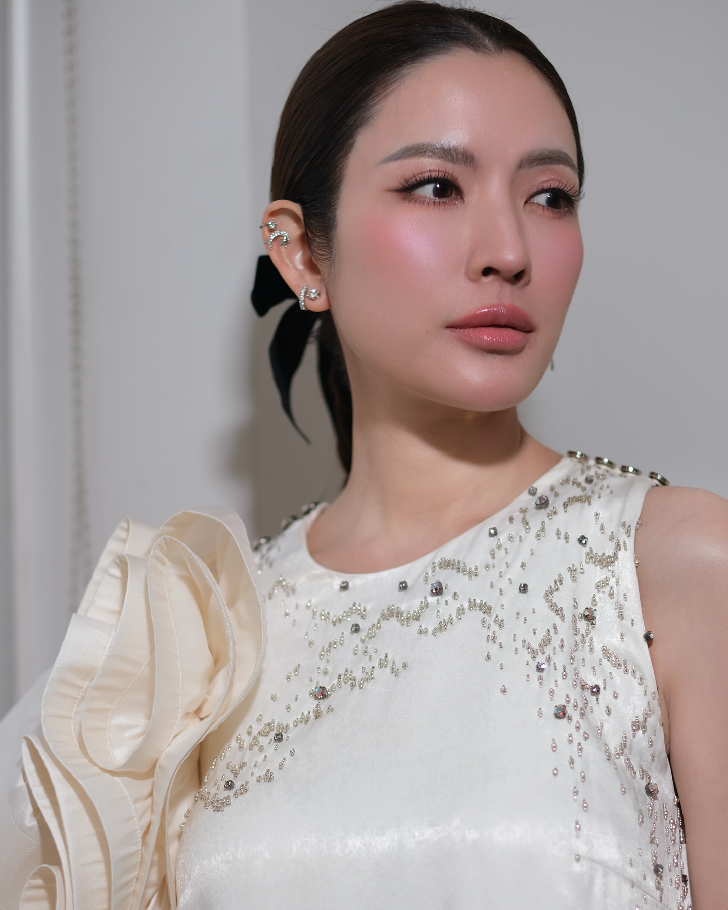แอฟ - ทักษอร ภักดิ์สุขเจริญ
