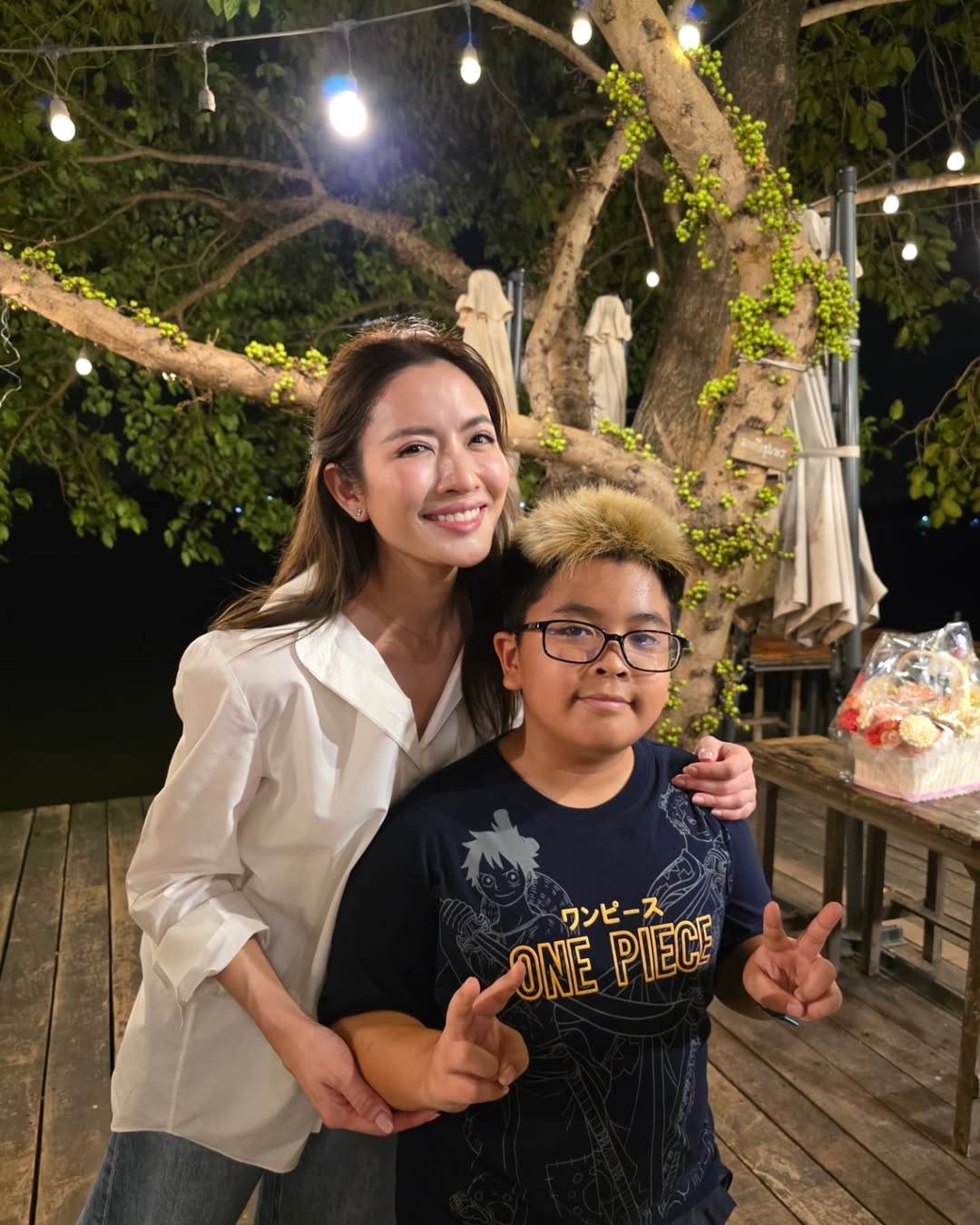 แอฟ - ทักษอร ภักดิ์สุขเจริญ