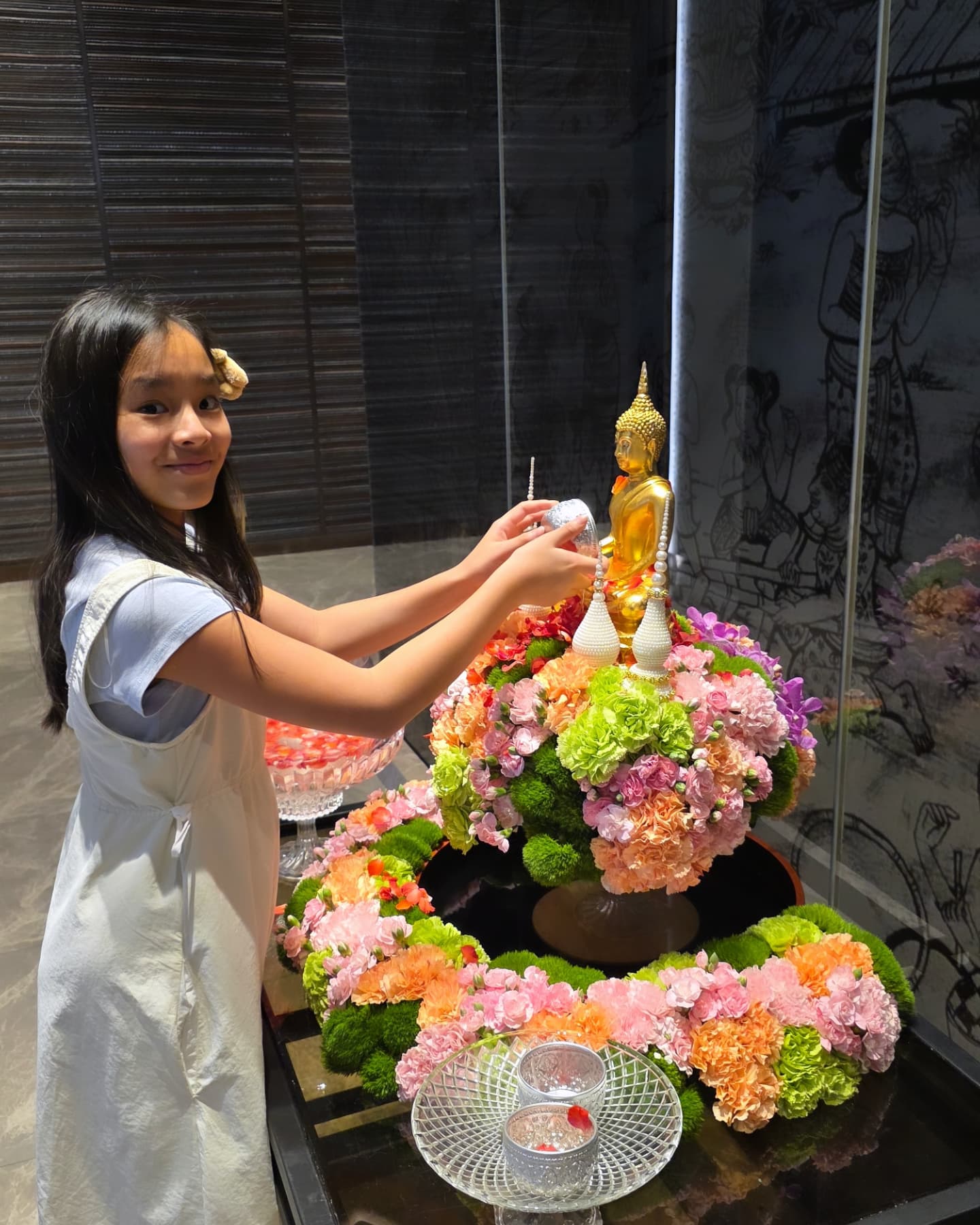 แอฟ - ทักษอร ภักดิ์สุขเจริญ
