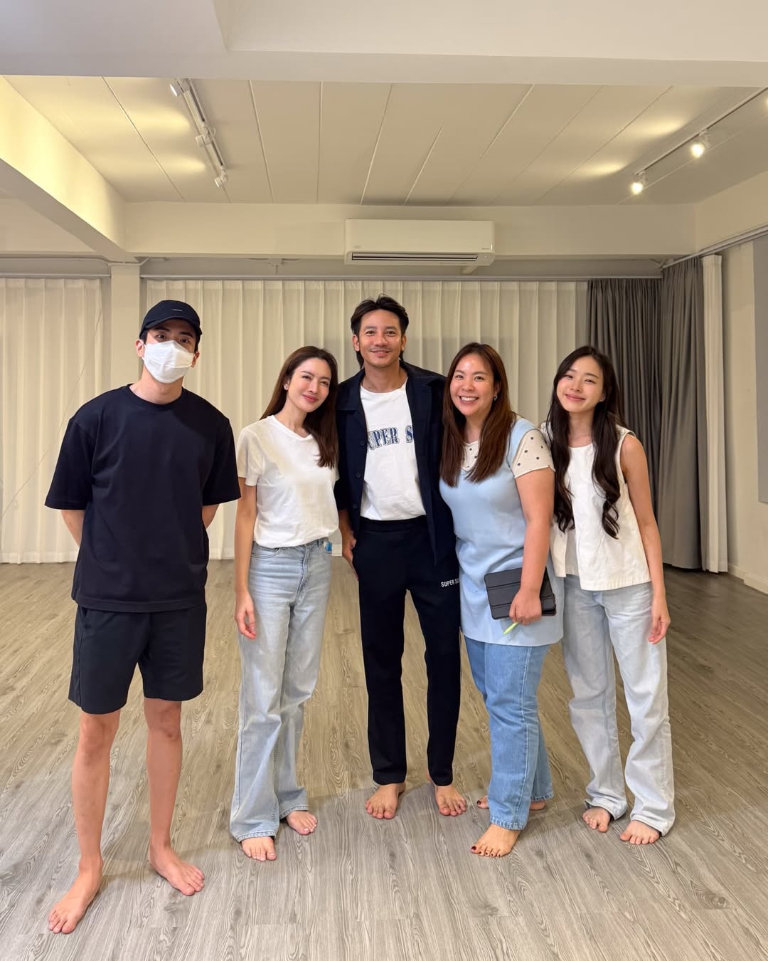 แอฟ - ทักษอร ภักดิ์สุขเจริญ