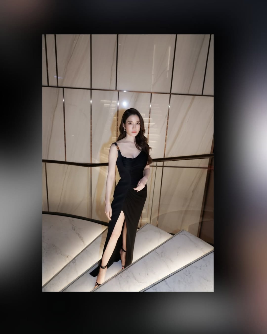แอฟ - ทักษอร ภักดิ์สุขเจริญ