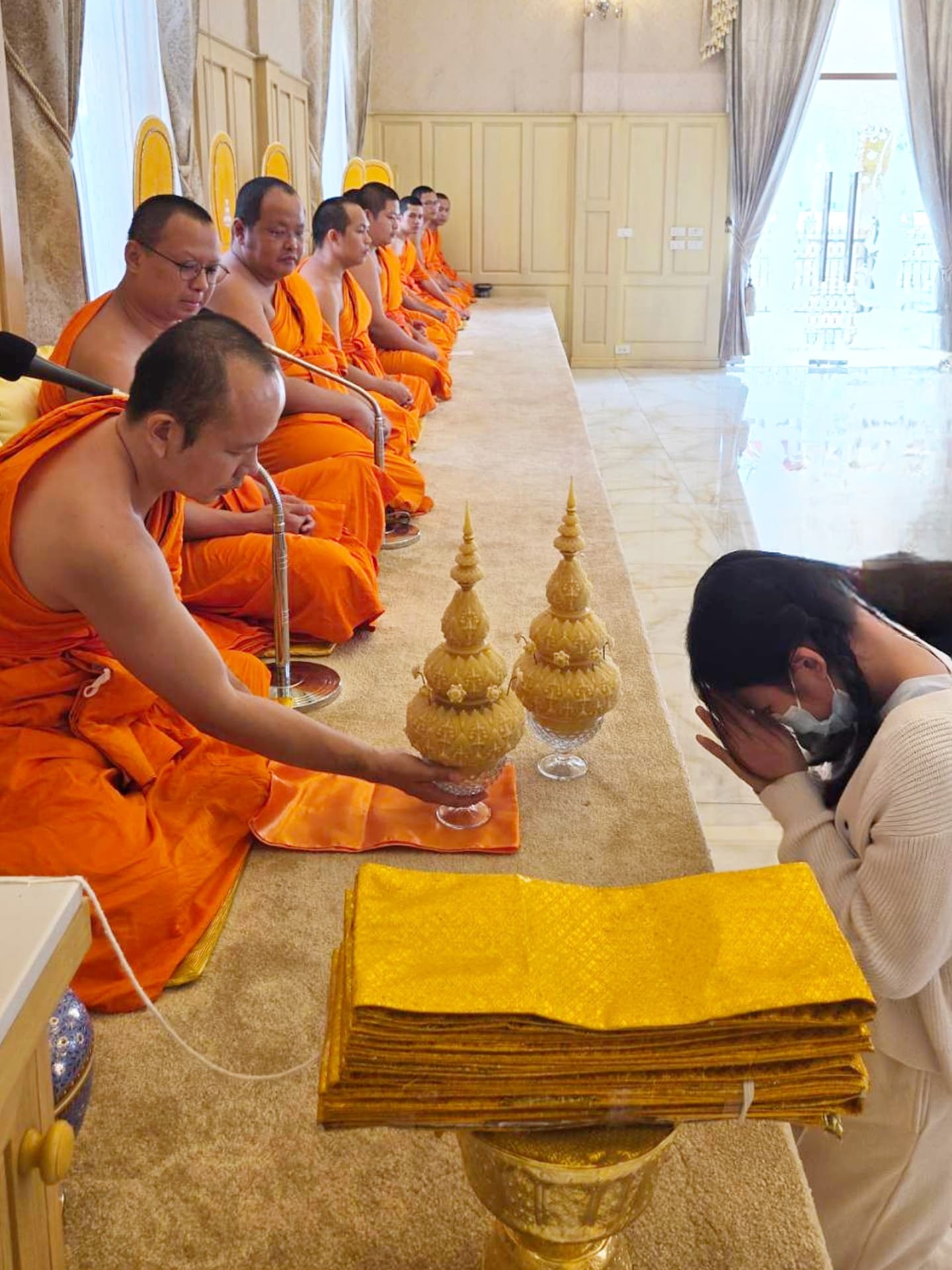 แอฟ - ทักษอร ภักดิ์สุขเจริญ
