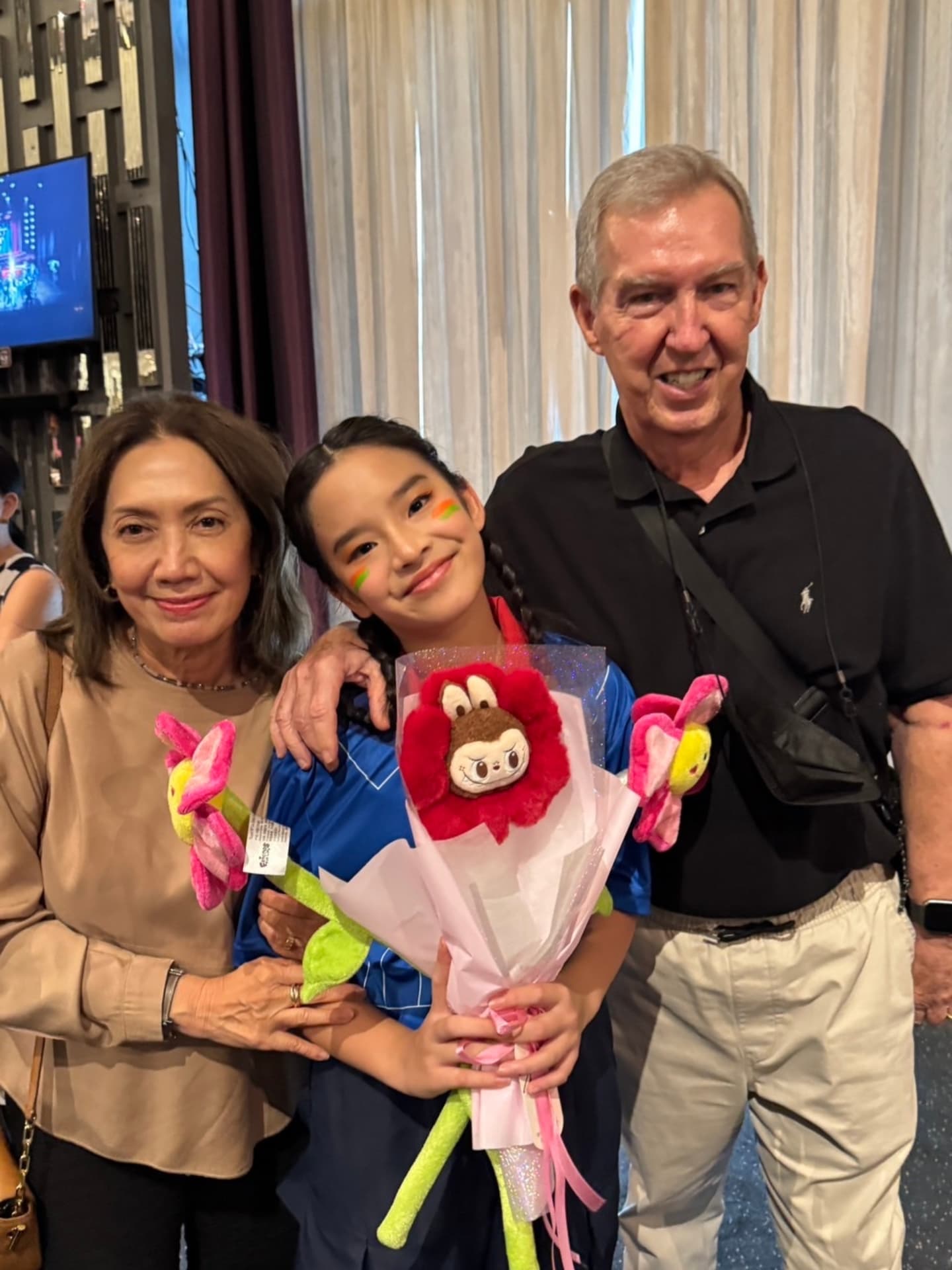 แอฟ - ทักษอร ภักดิ์สุขเจริญ