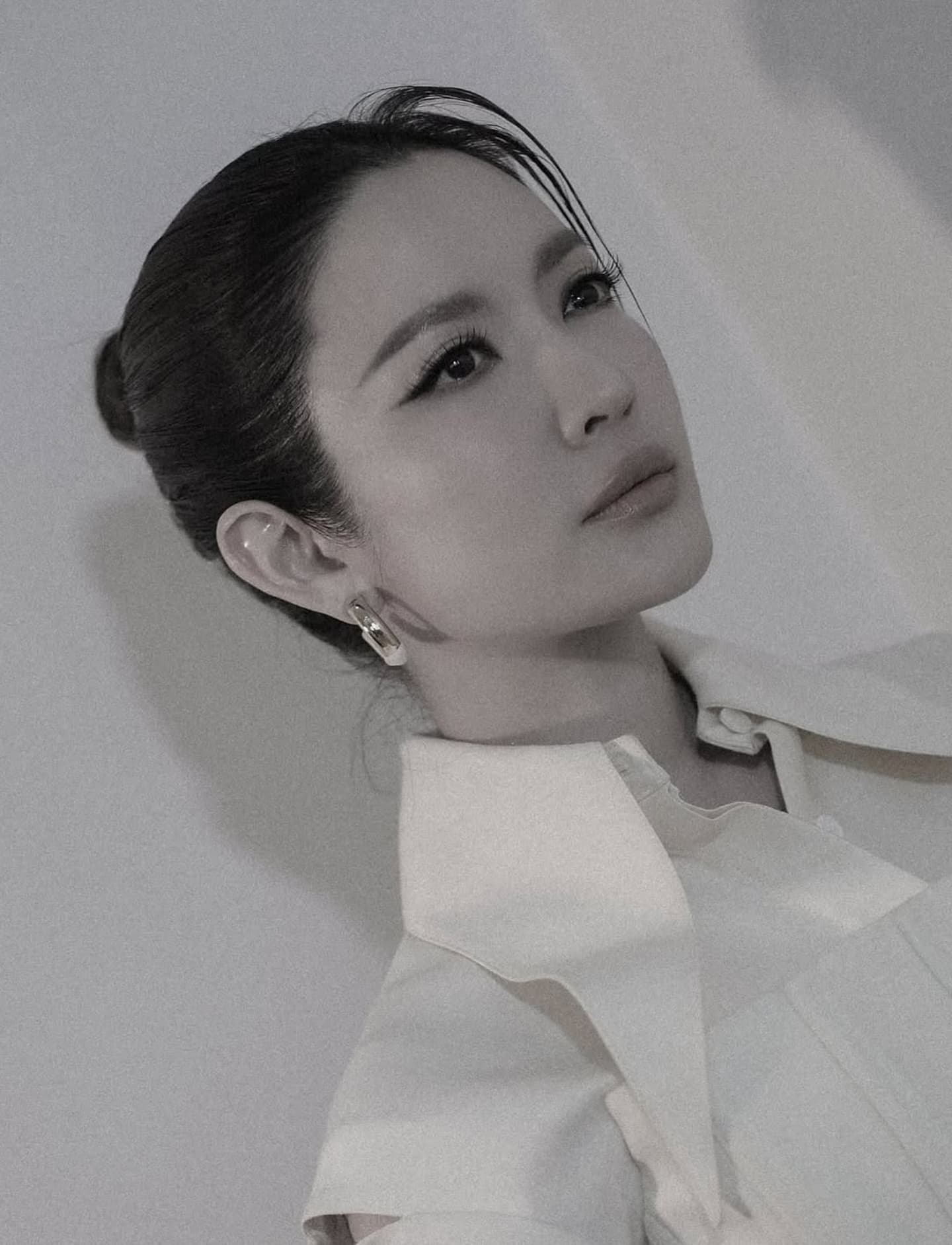 แอฟ - ทักษอร ภักดิ์สุขเจริญ
