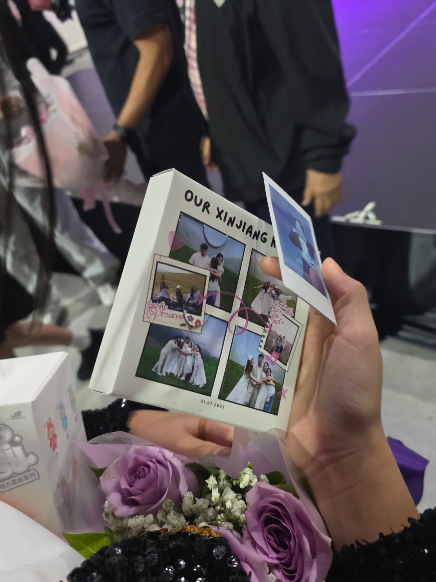 แอฟ - ทักษอร ภักดิ์สุขเจริญ