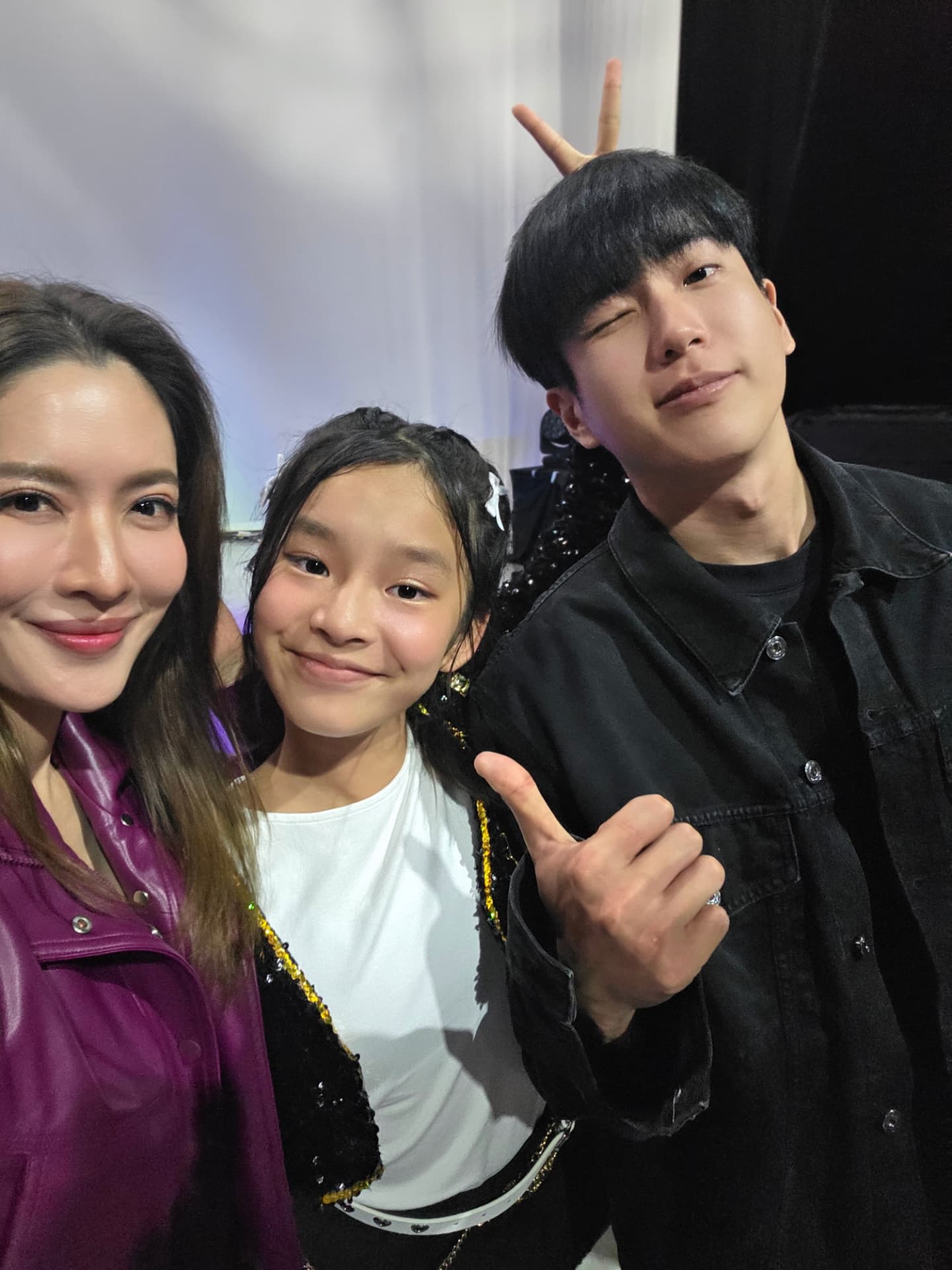 แอฟ - ทักษอร ภักดิ์สุขเจริญ
